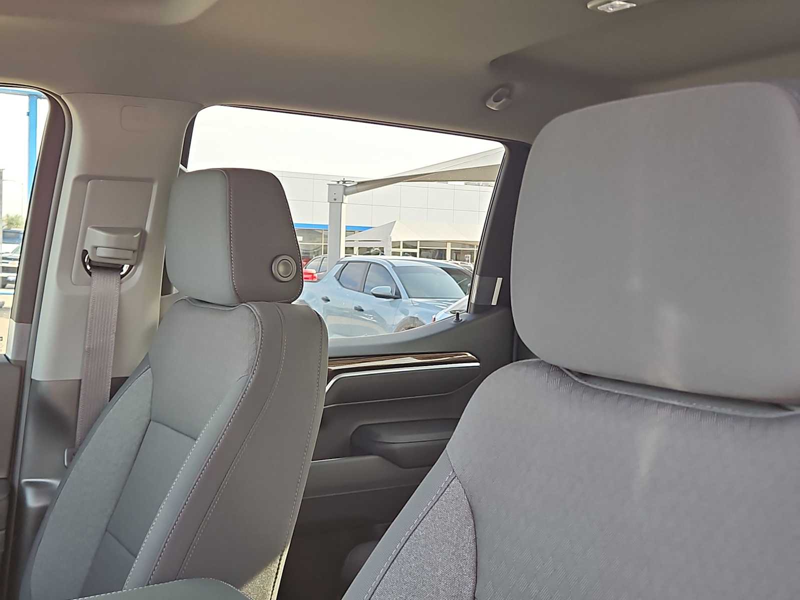 Thumbnail: 2026 Chevrolet Silverado 1500 - 14