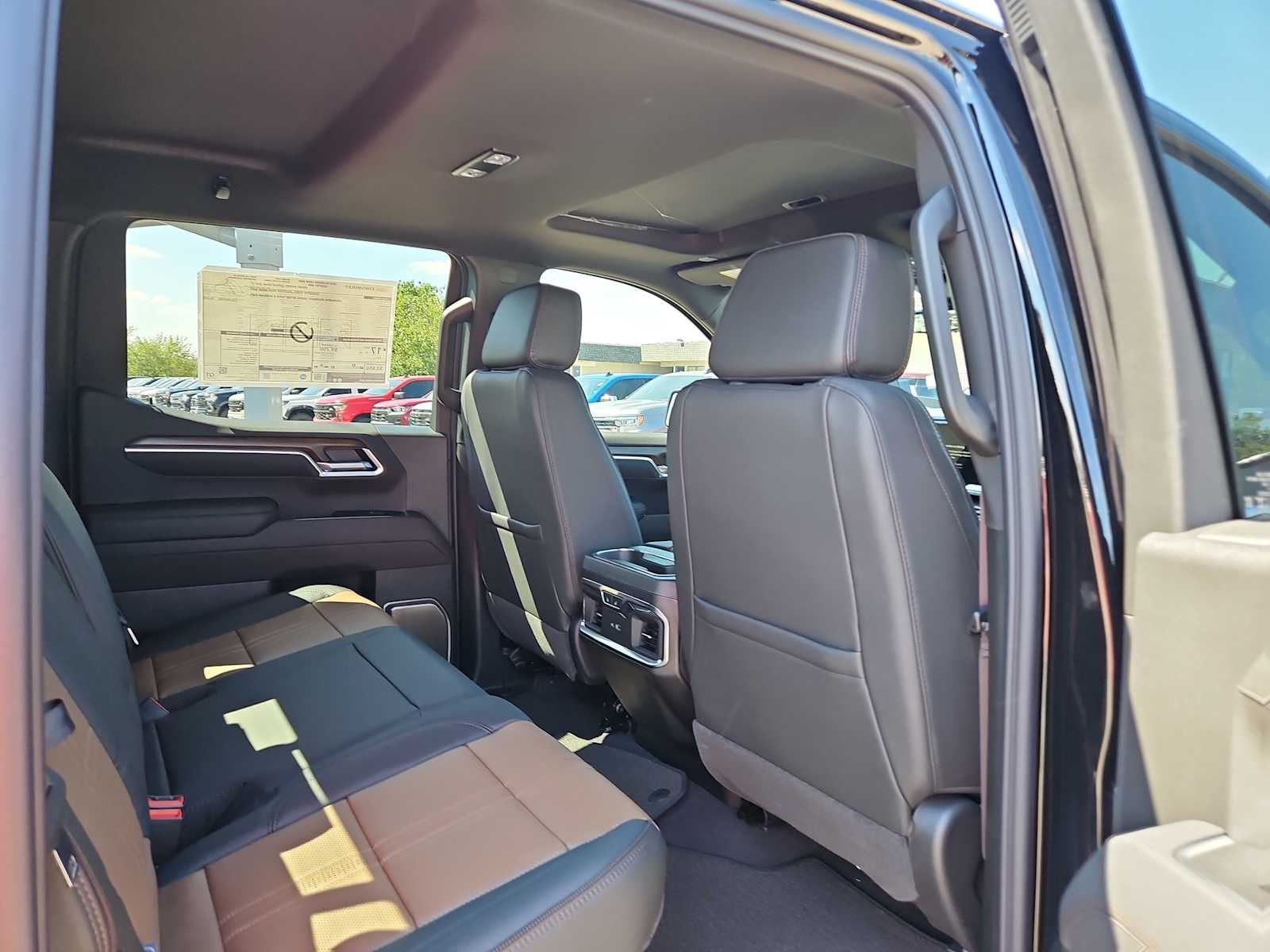 Thumbnail: 2026 Chevrolet Silverado 1500 - 16