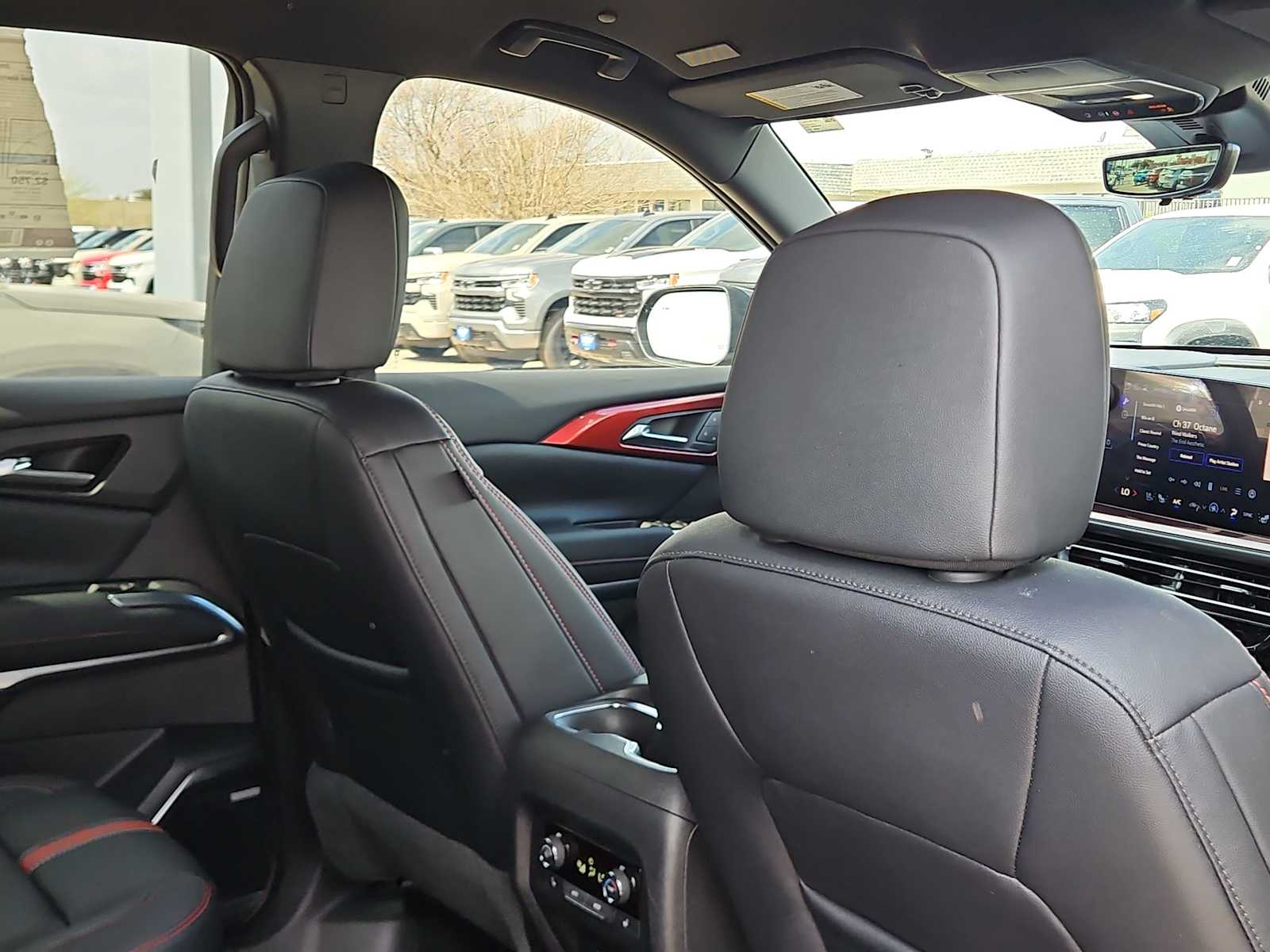 Thumbnail: 2026 Chevrolet Traverse - 17