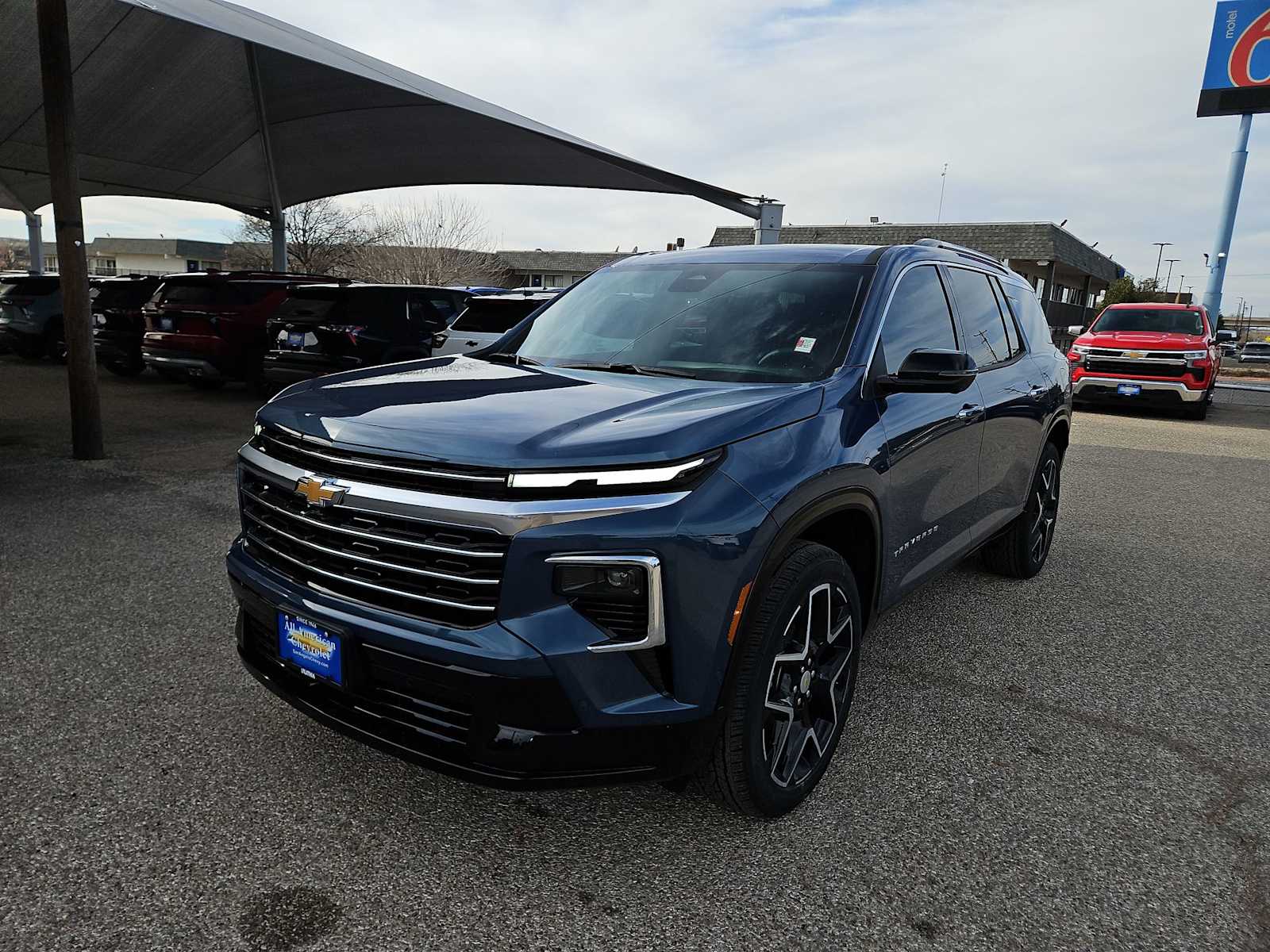 Thumbnail: 2026 Chevrolet Traverse - 4