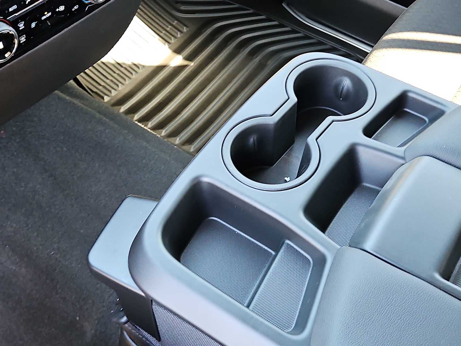 Thumbnail: 2026 Chevrolet Silverado 1500 - 20