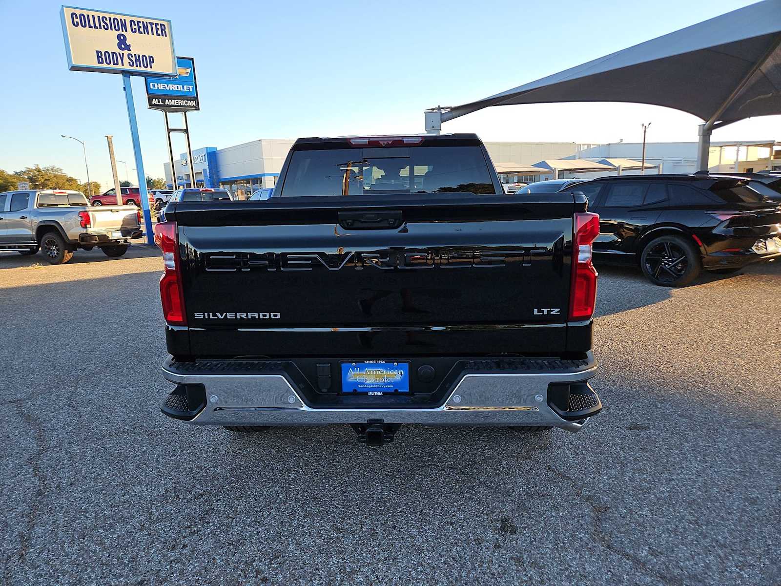 Thumbnail: 2026 Chevrolet Silverado 1500 - 7