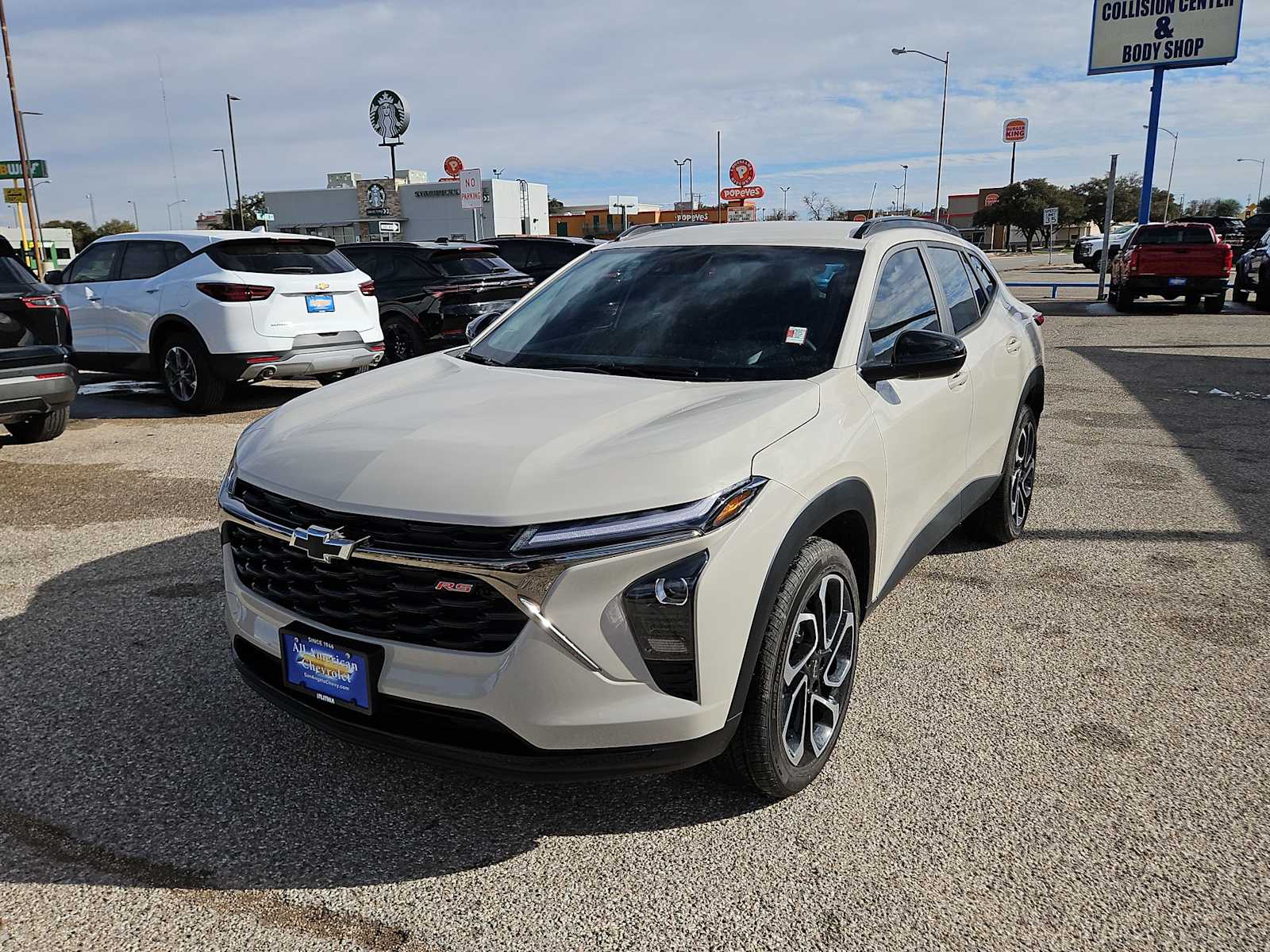 Thumbnail: 2026 Chevrolet Trax - 4