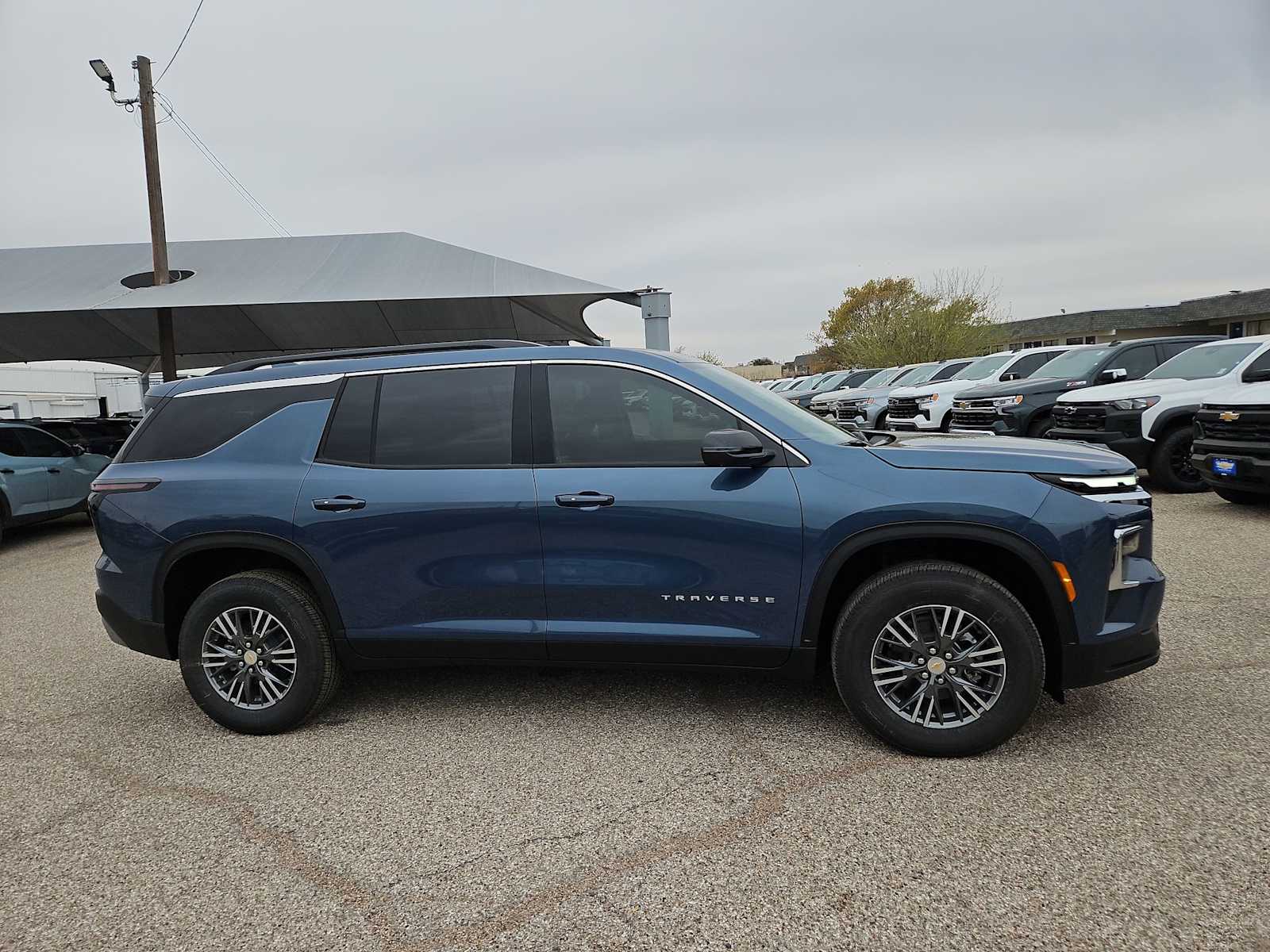 Thumbnail: 2026 Chevrolet Traverse - 9