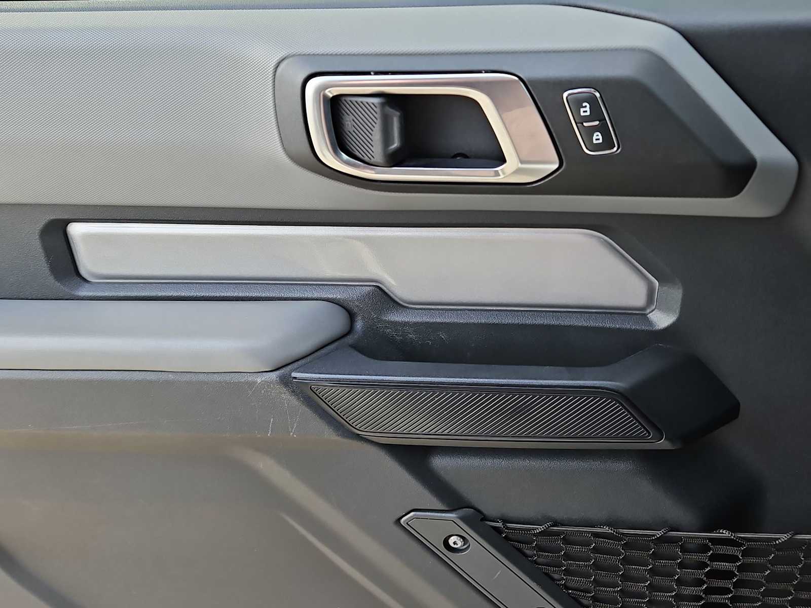 Thumbnail: 2022 Ford Bronco - 18