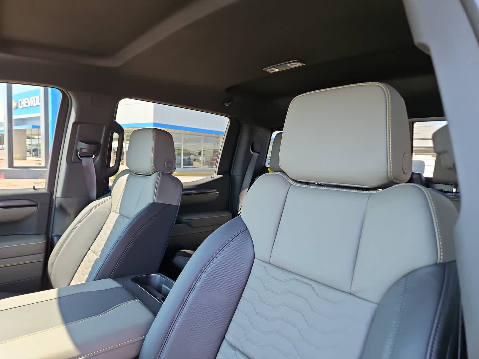 Thumbnail: 2024 Chevrolet Silverado 1500 - 19