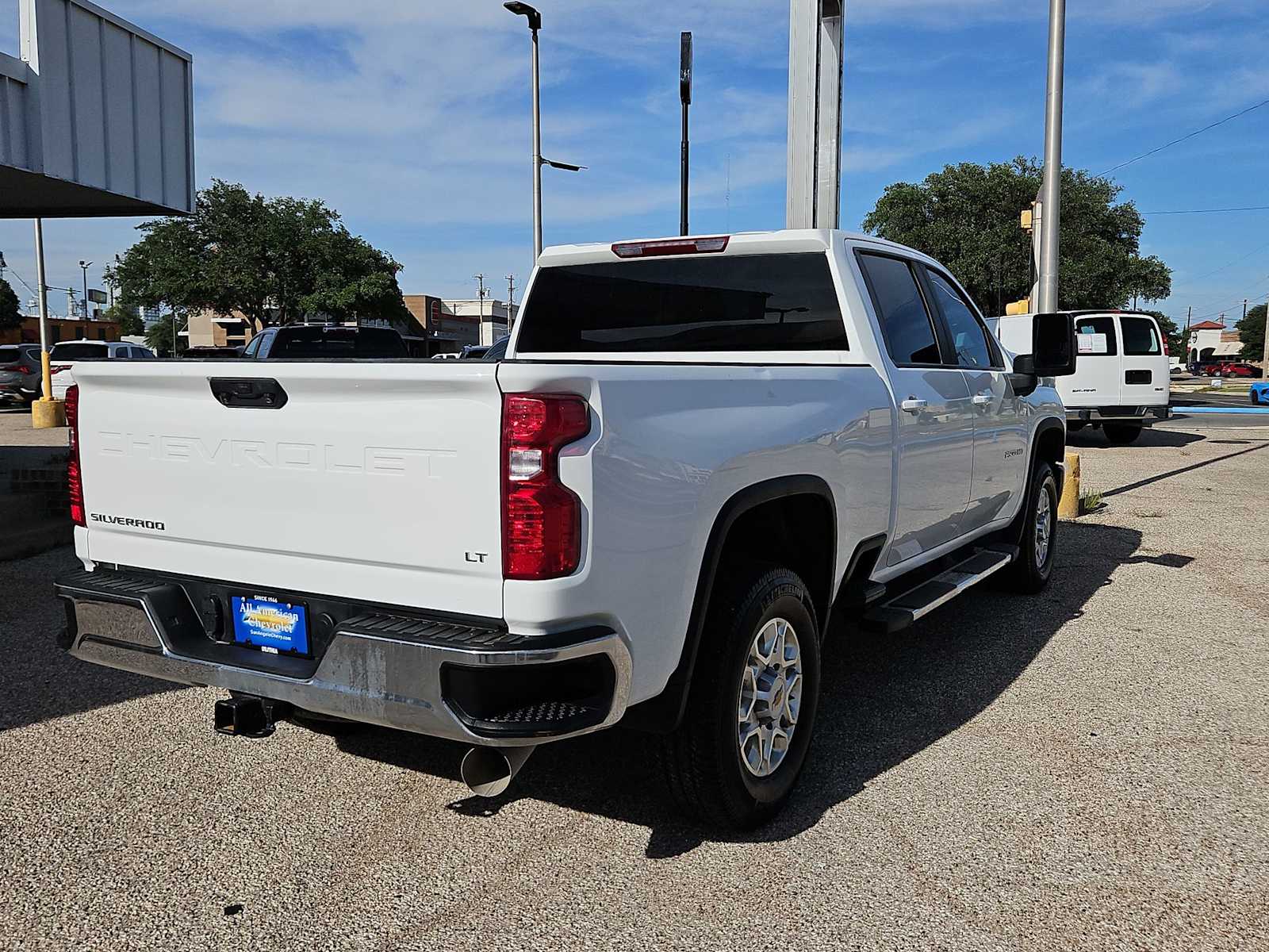 Thumbnail: 2025 Chevrolet Silverado 2500 - 8