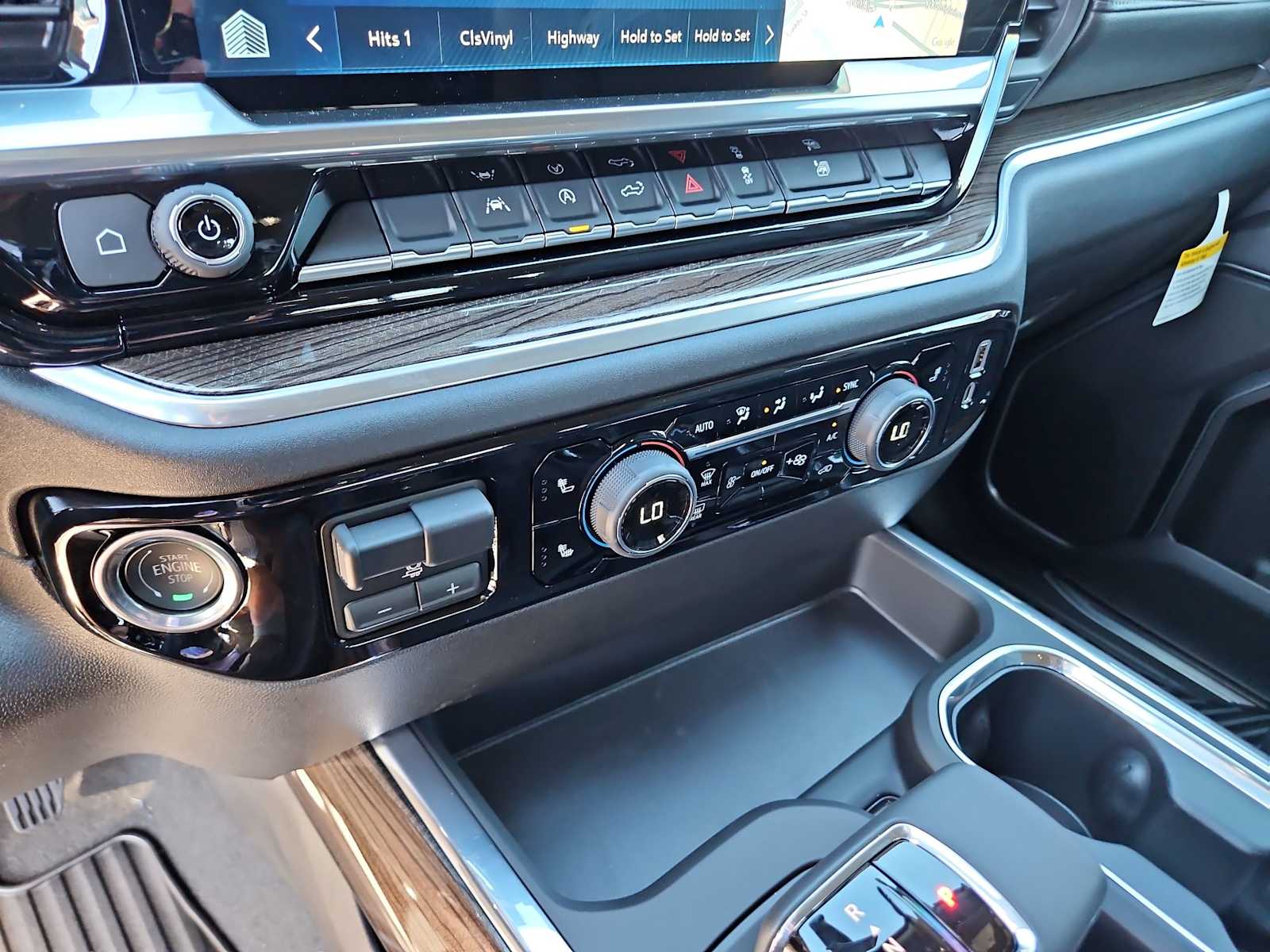 Thumbnail: 2026 Chevrolet Silverado 1500 - 24