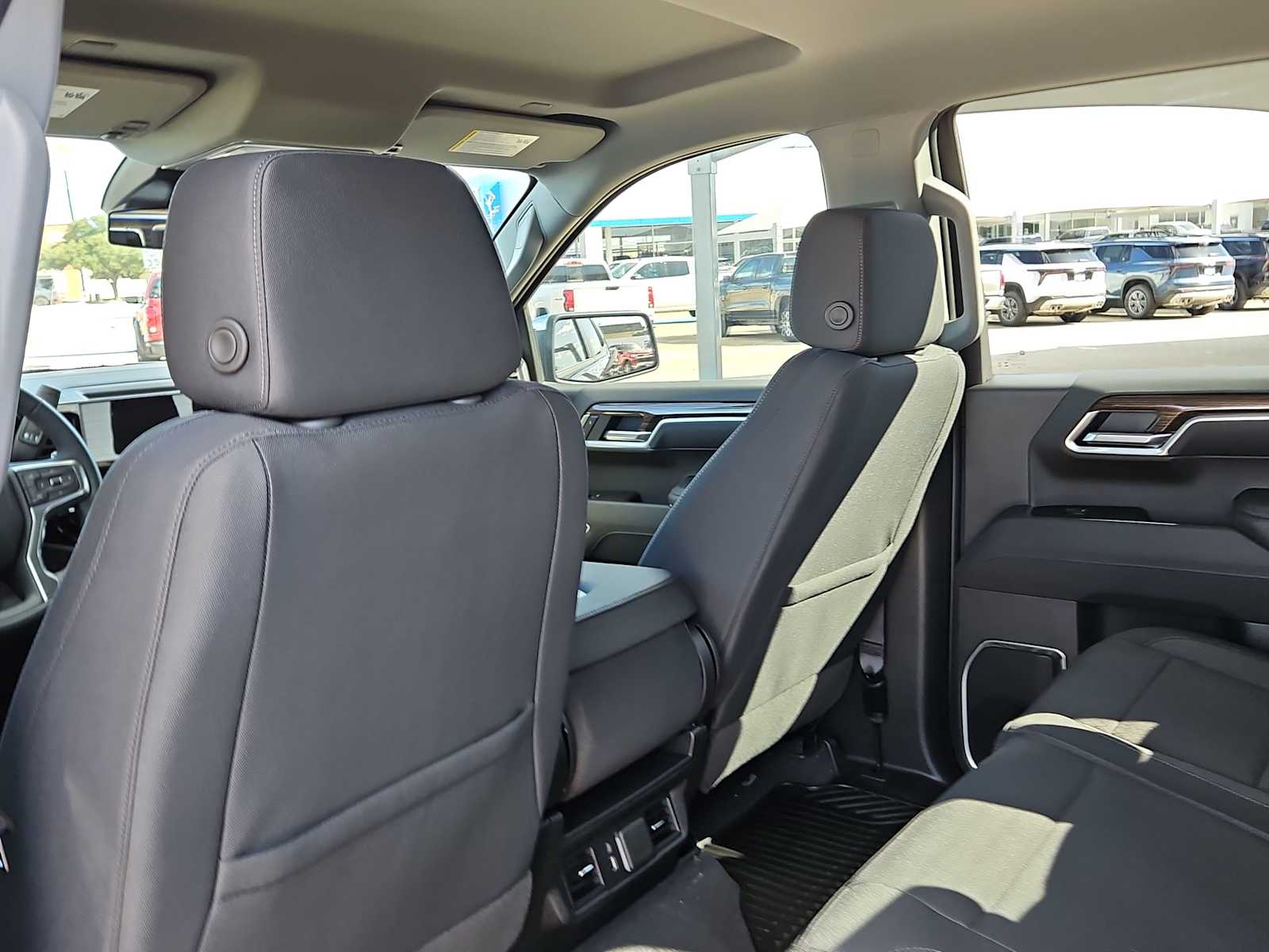 Thumbnail: 2026 Chevrolet Silverado 1500 - 18