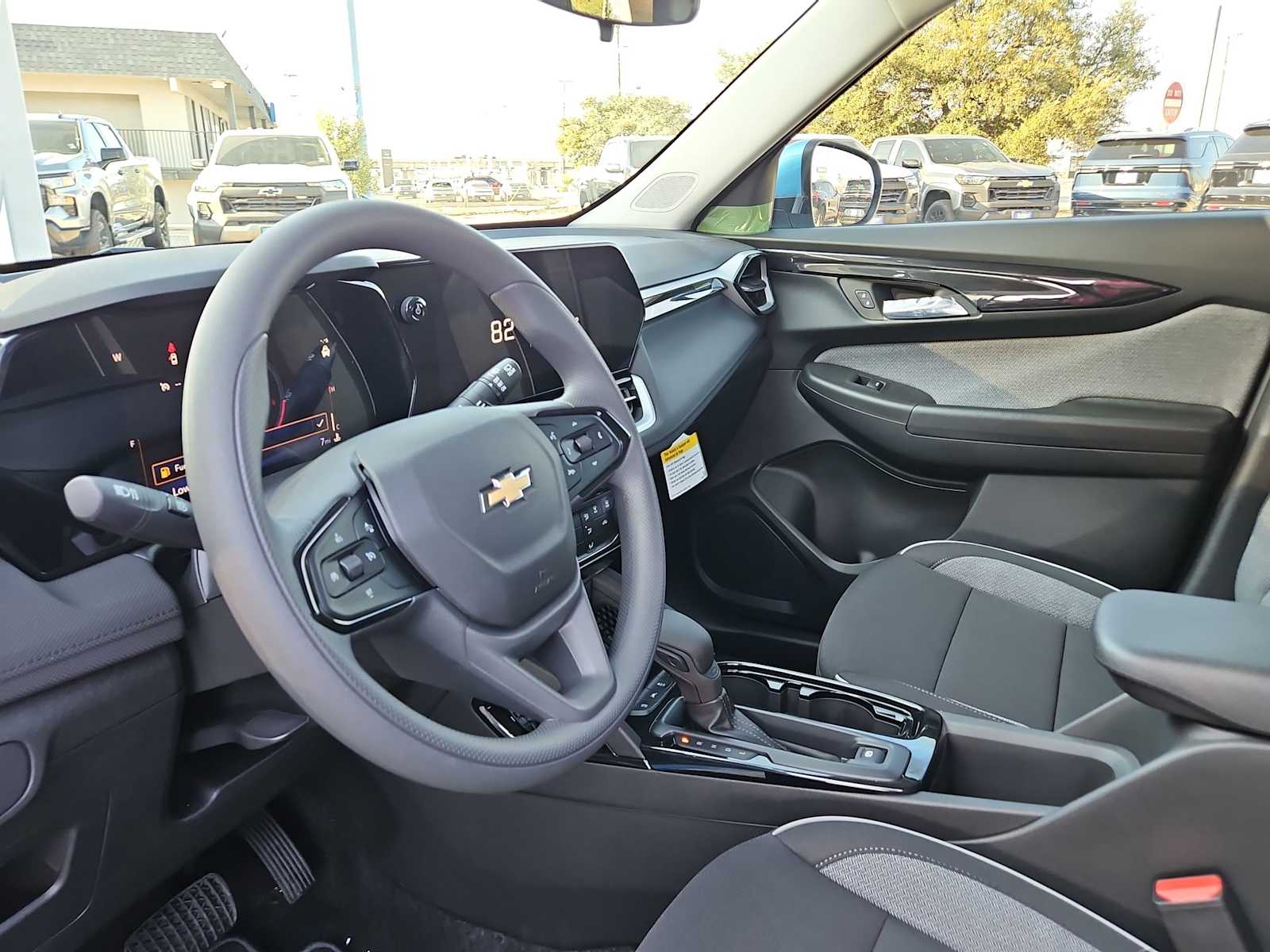 Thumbnail: 2026 Chevrolet TrailBlazer - 10