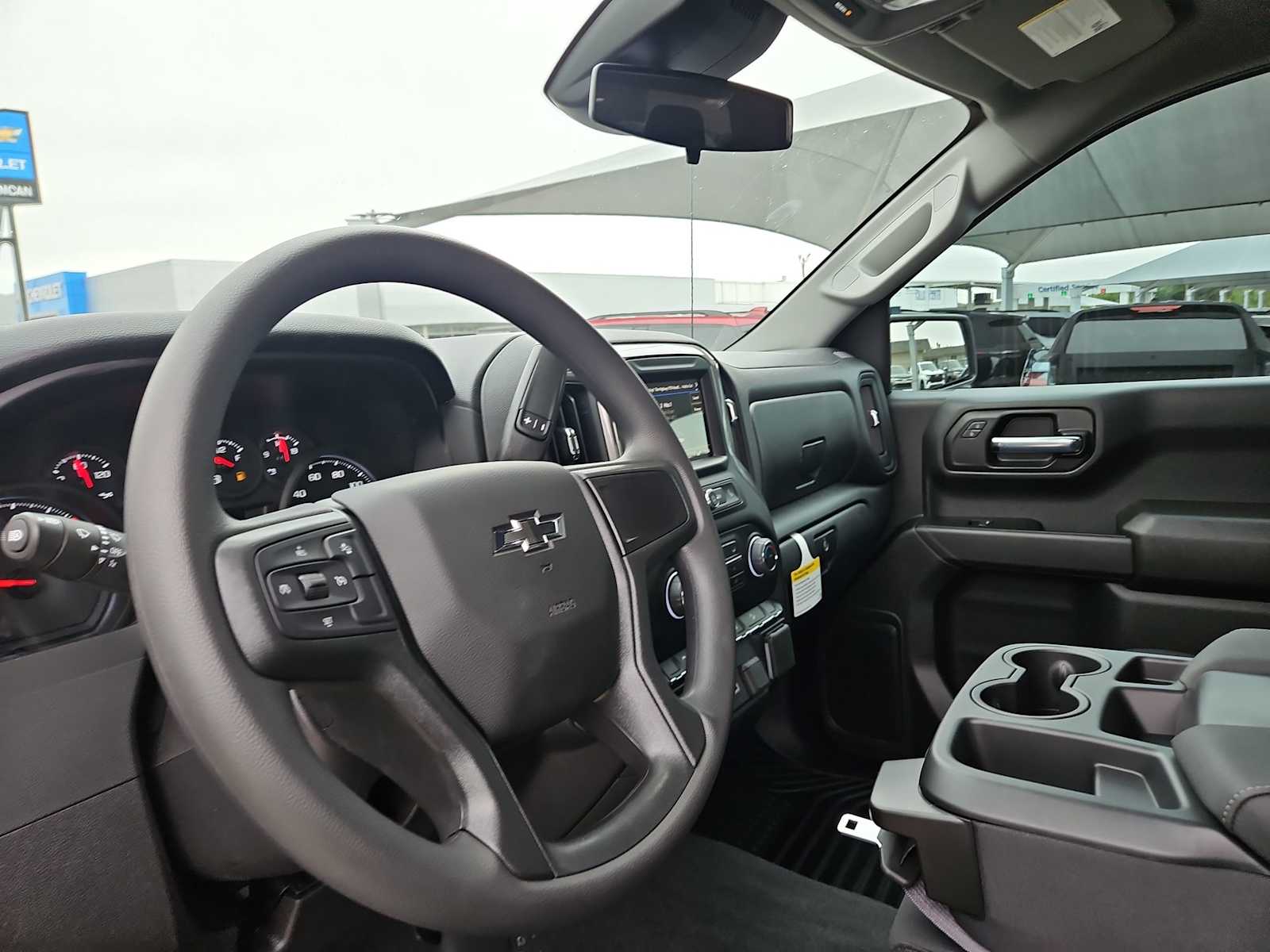 Thumbnail: 2026 Chevrolet Silverado 1500 - 10