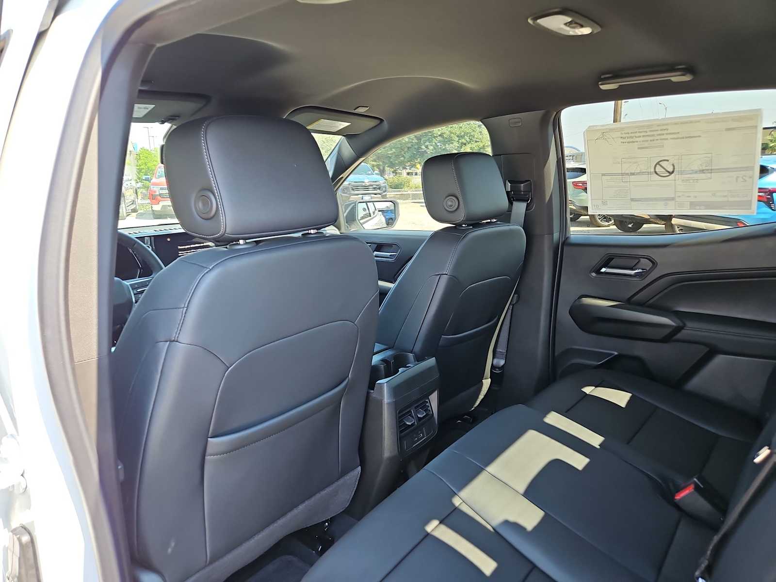 Thumbnail: 2026 Chevrolet Colorado - 10