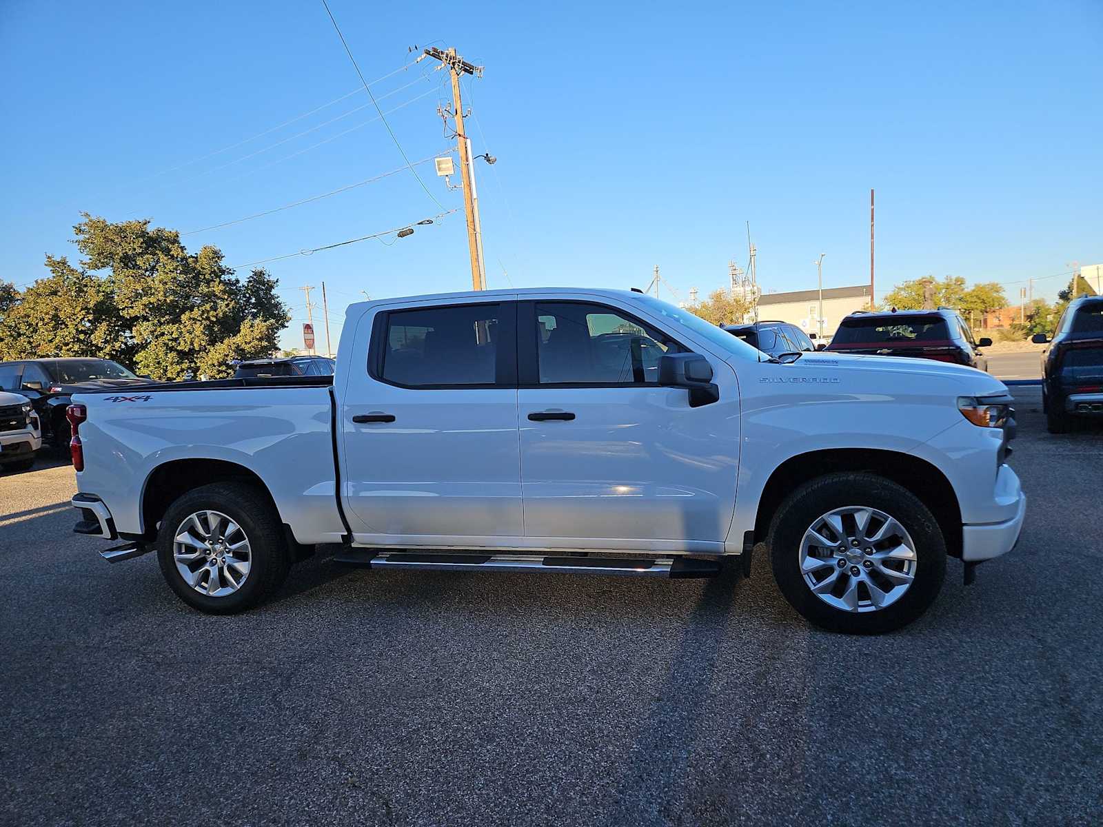 Thumbnail: 2026 Chevrolet Silverado 1500 - 9