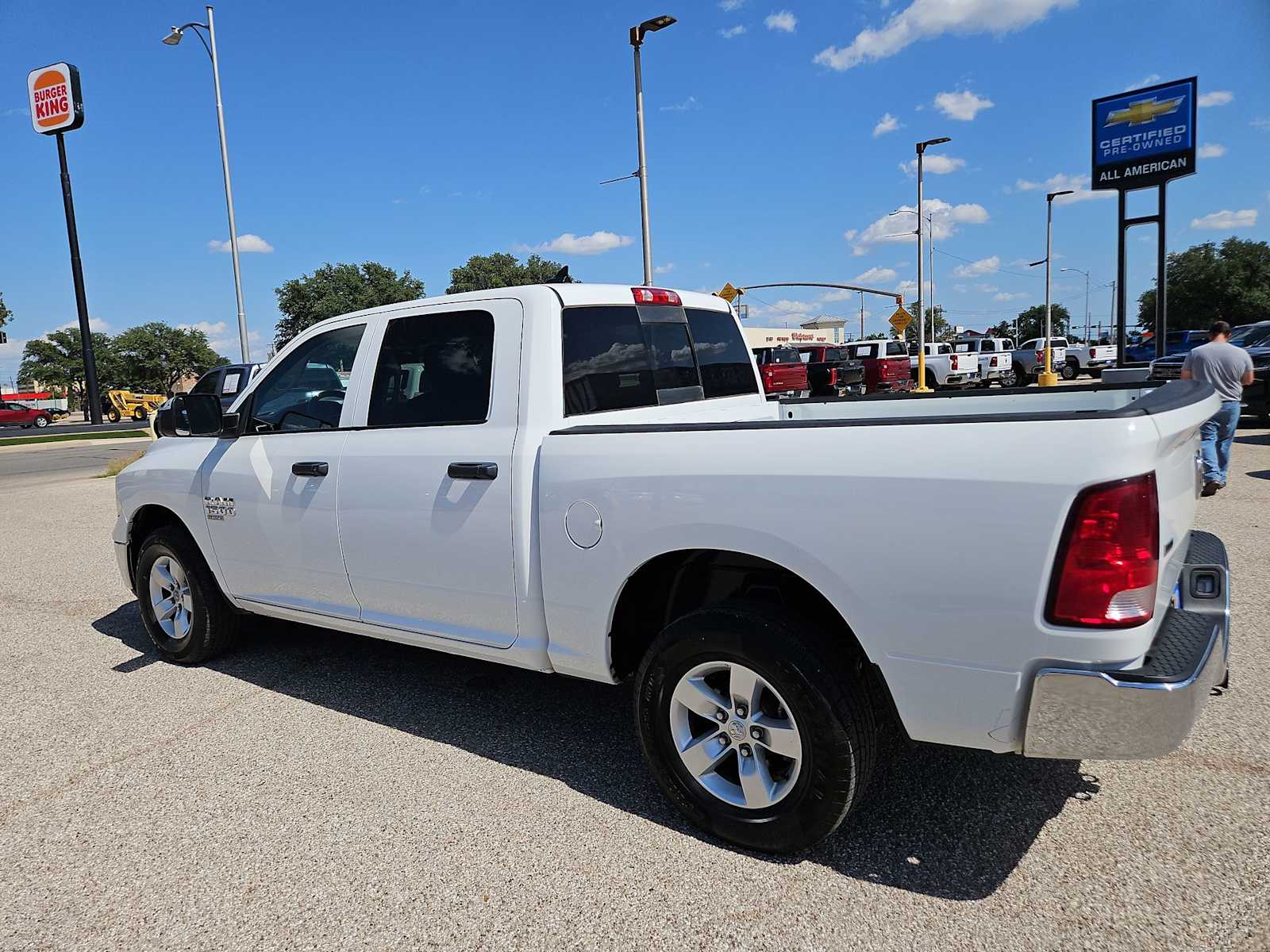 Thumbnail: 2023 RAM 1500 Classic - 3