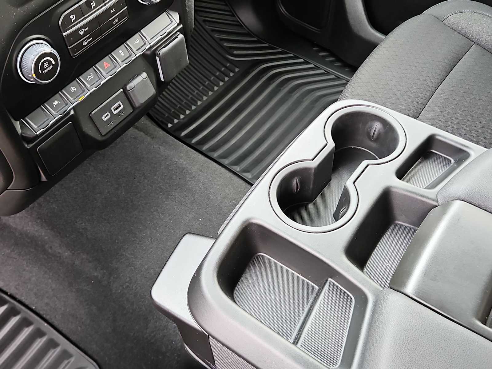 Thumbnail: 2026 Chevrolet Silverado 1500 - 20