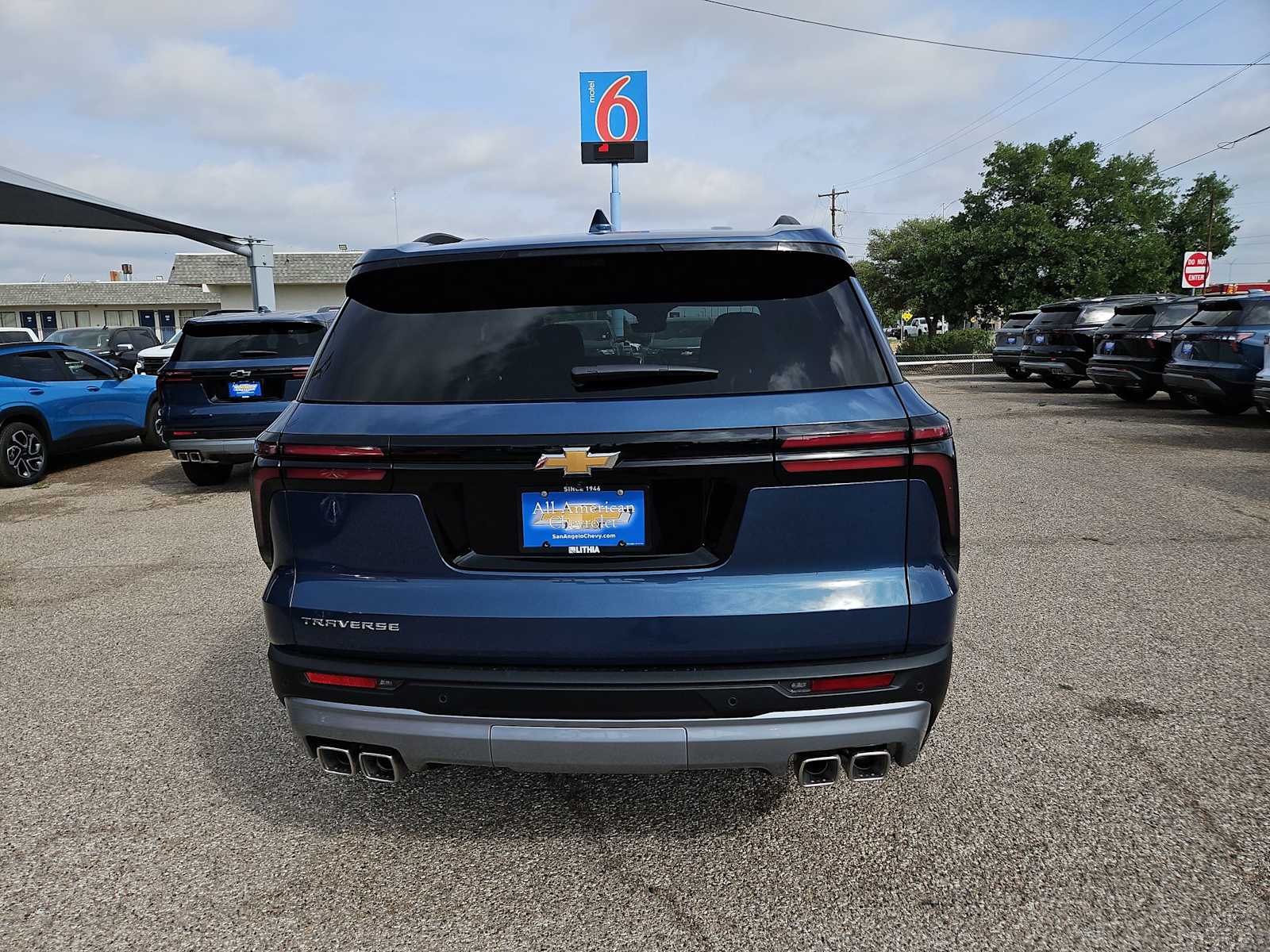 Thumbnail: 2026 Chevrolet Traverse - 7