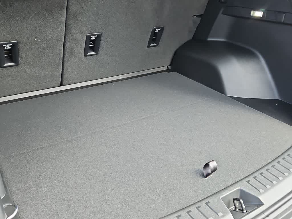 Thumbnail: 2026 Chevrolet Equinox - 23