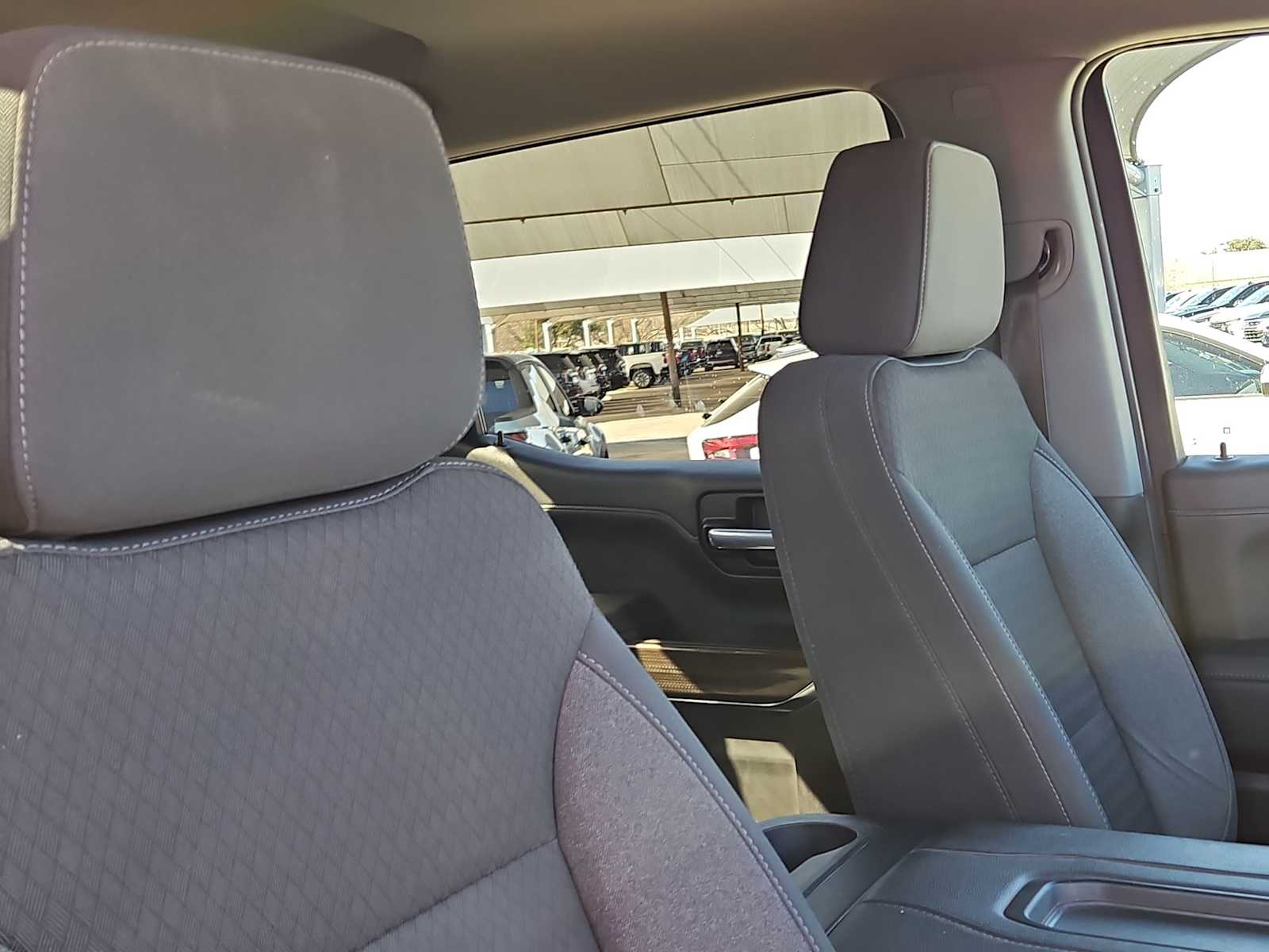 Thumbnail: 2021 Chevrolet Silverado 1500 - 18