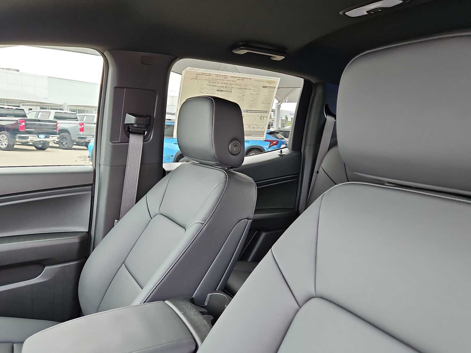 Thumbnail: 2025 Chevrolet Colorado - 22