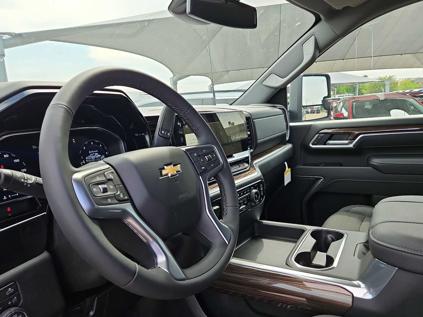 Thumbnail: 2026 Chevrolet Silverado 2500 - 10