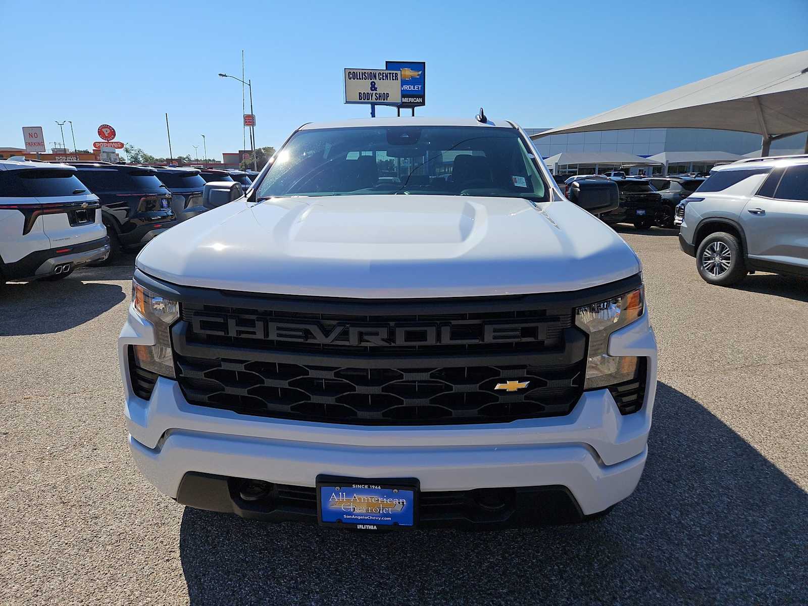 Thumbnail: 2026 Chevrolet Silverado 1500 - 3