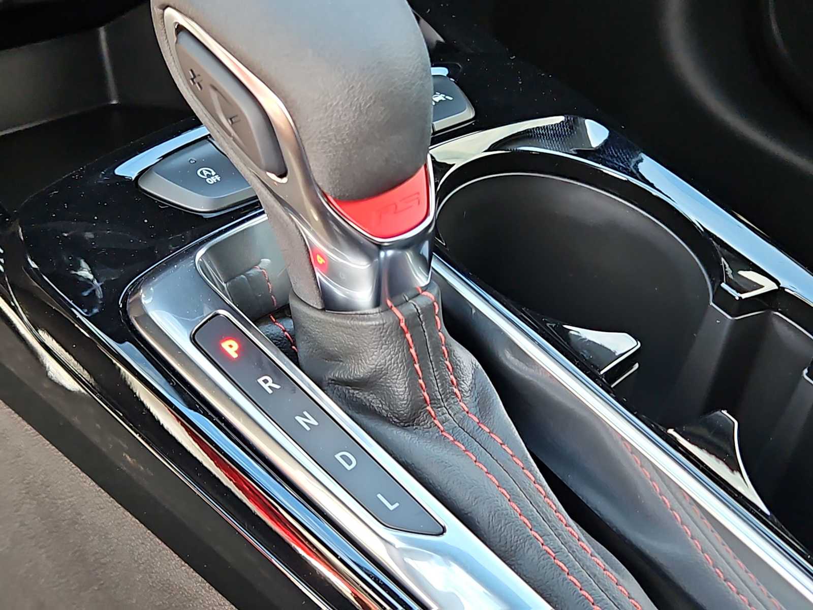 Thumbnail: 2026 Chevrolet Trax - 21