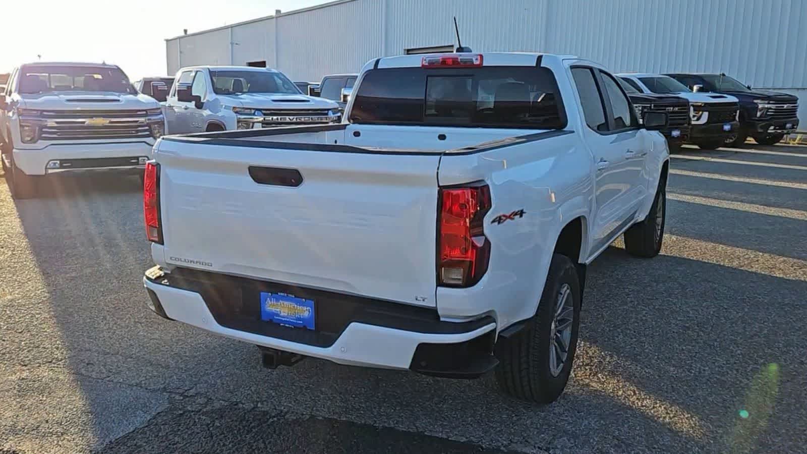 Thumbnail: 2024 Chevrolet Colorado - 7