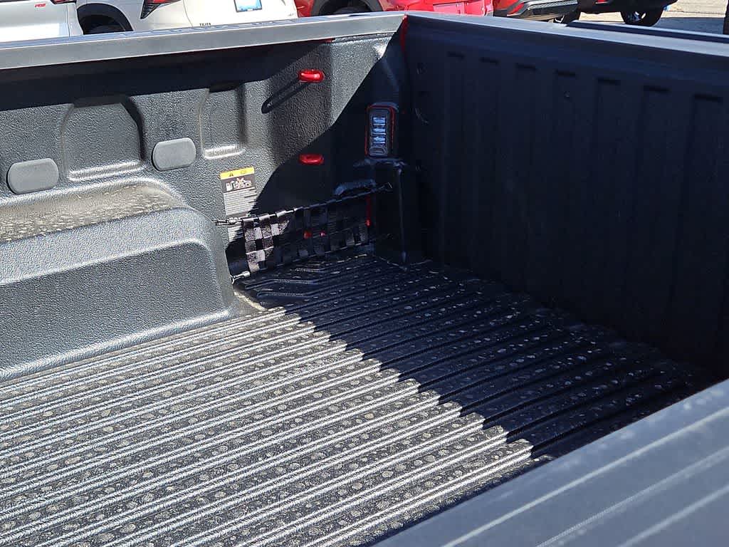 Thumbnail: 2026 Chevrolet Silverado 1500 - 23