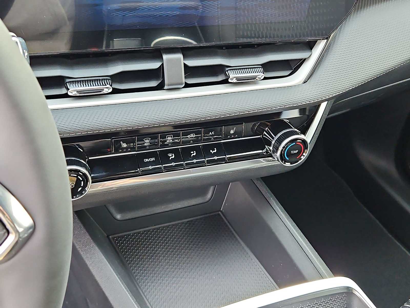 Thumbnail: 2026 Chevrolet Equinox - 24