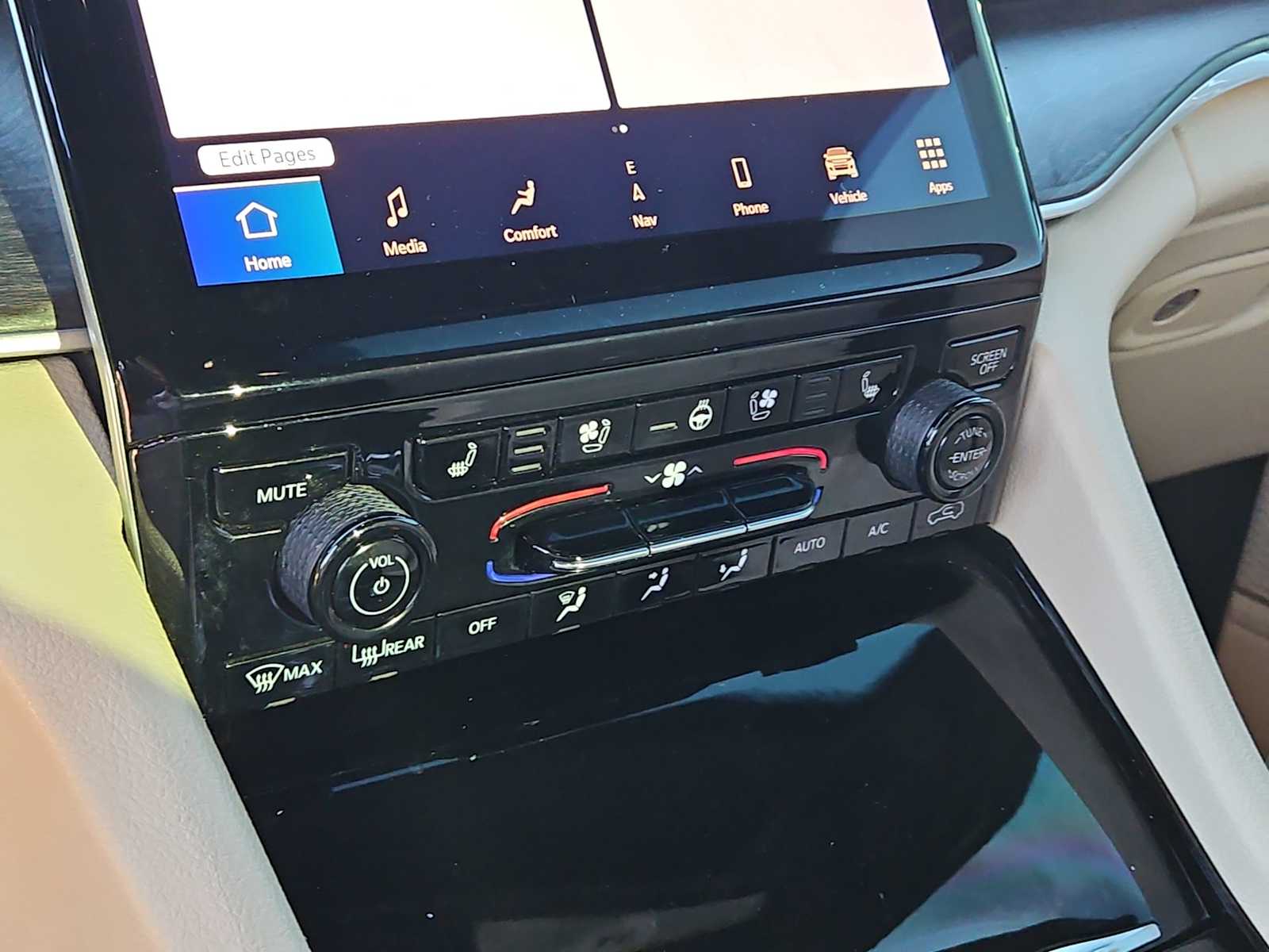 Thumbnail: 2023 Jeep Grand Cherokee - 24