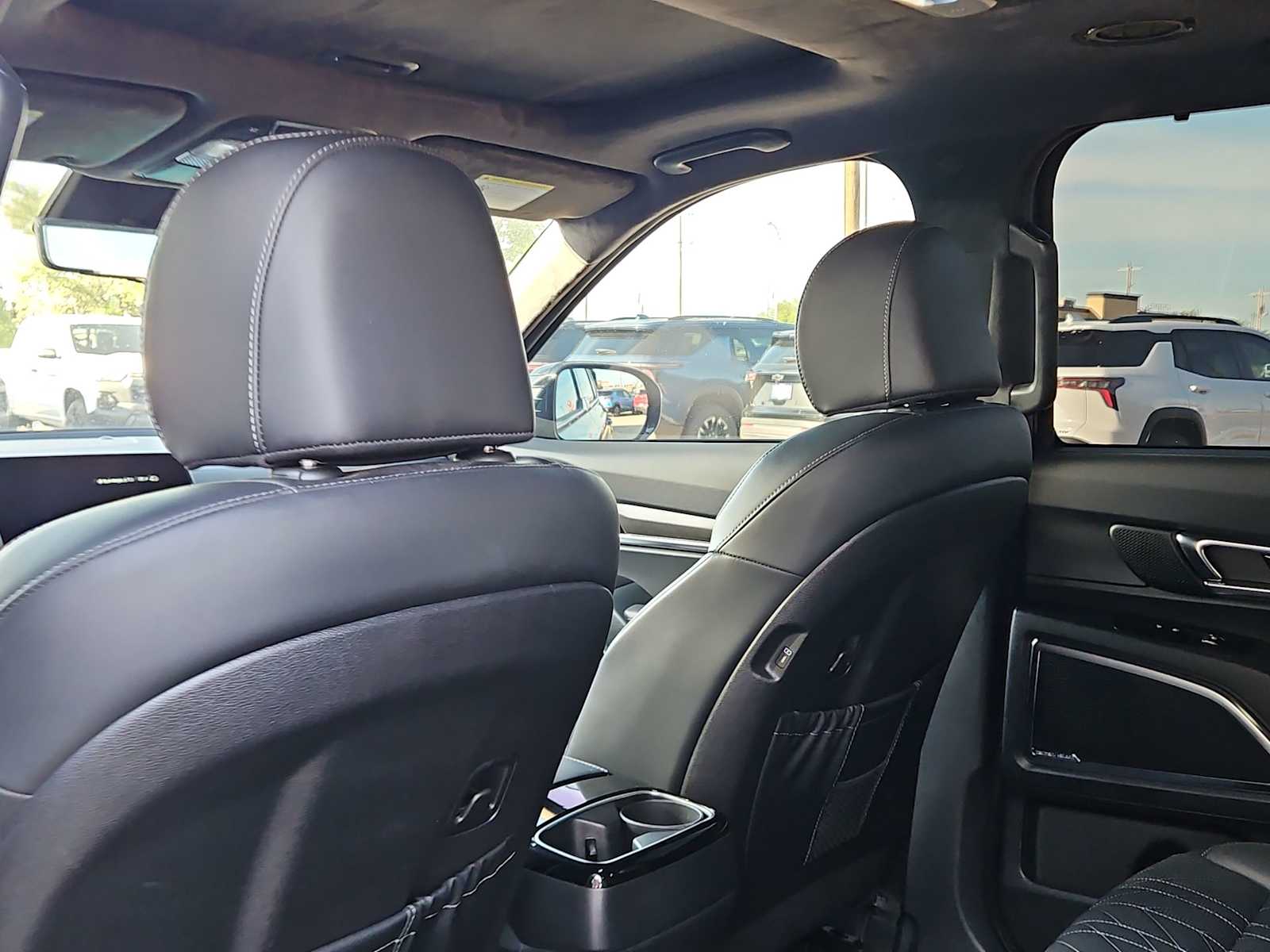 Thumbnail: 2025 Kia Telluride - 22