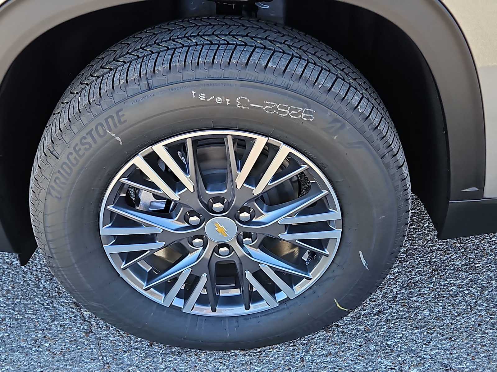 Thumbnail: 2026 Chevrolet Traverse - 11