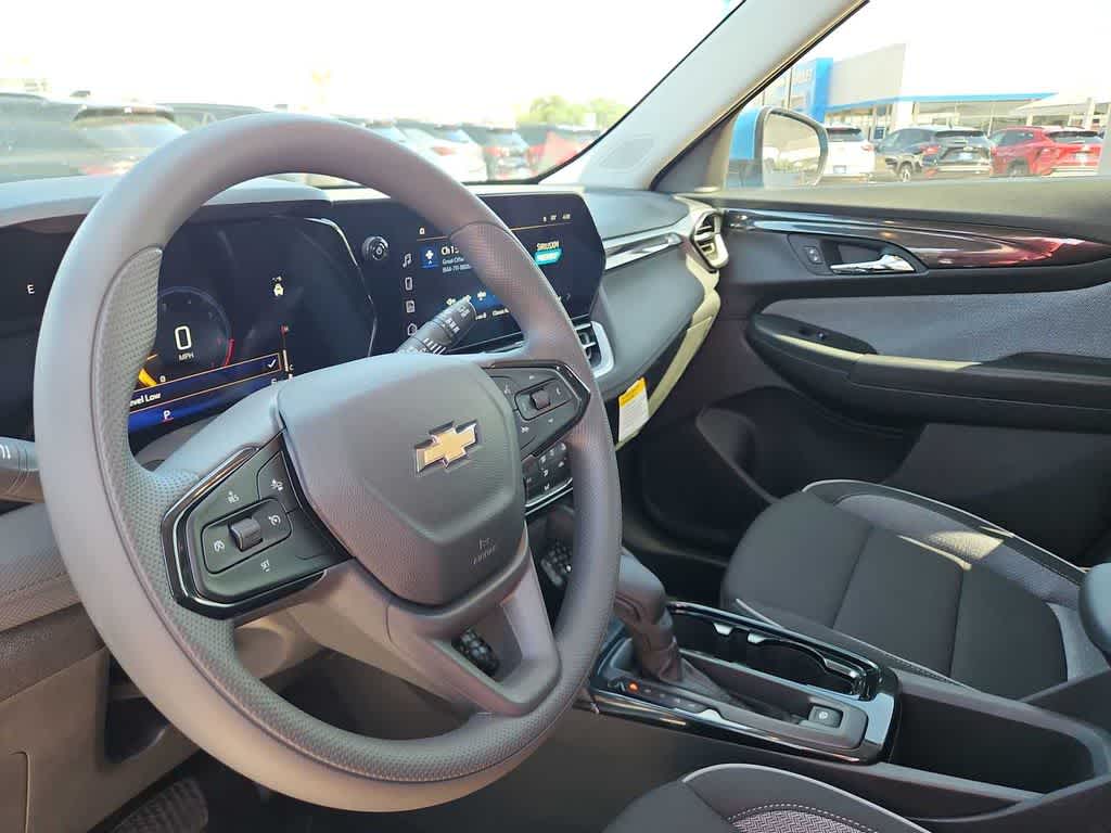 Thumbnail: 2026 Chevrolet TrailBlazer - 10