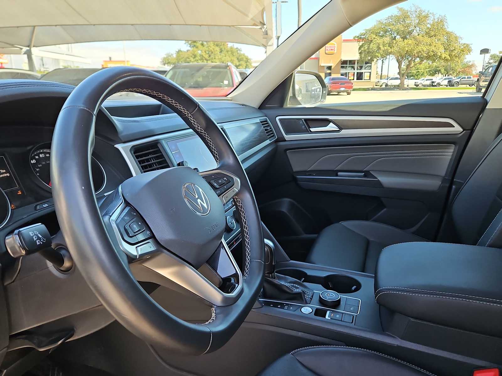 Thumbnail: 2021 Volkswagen Atlas - 10