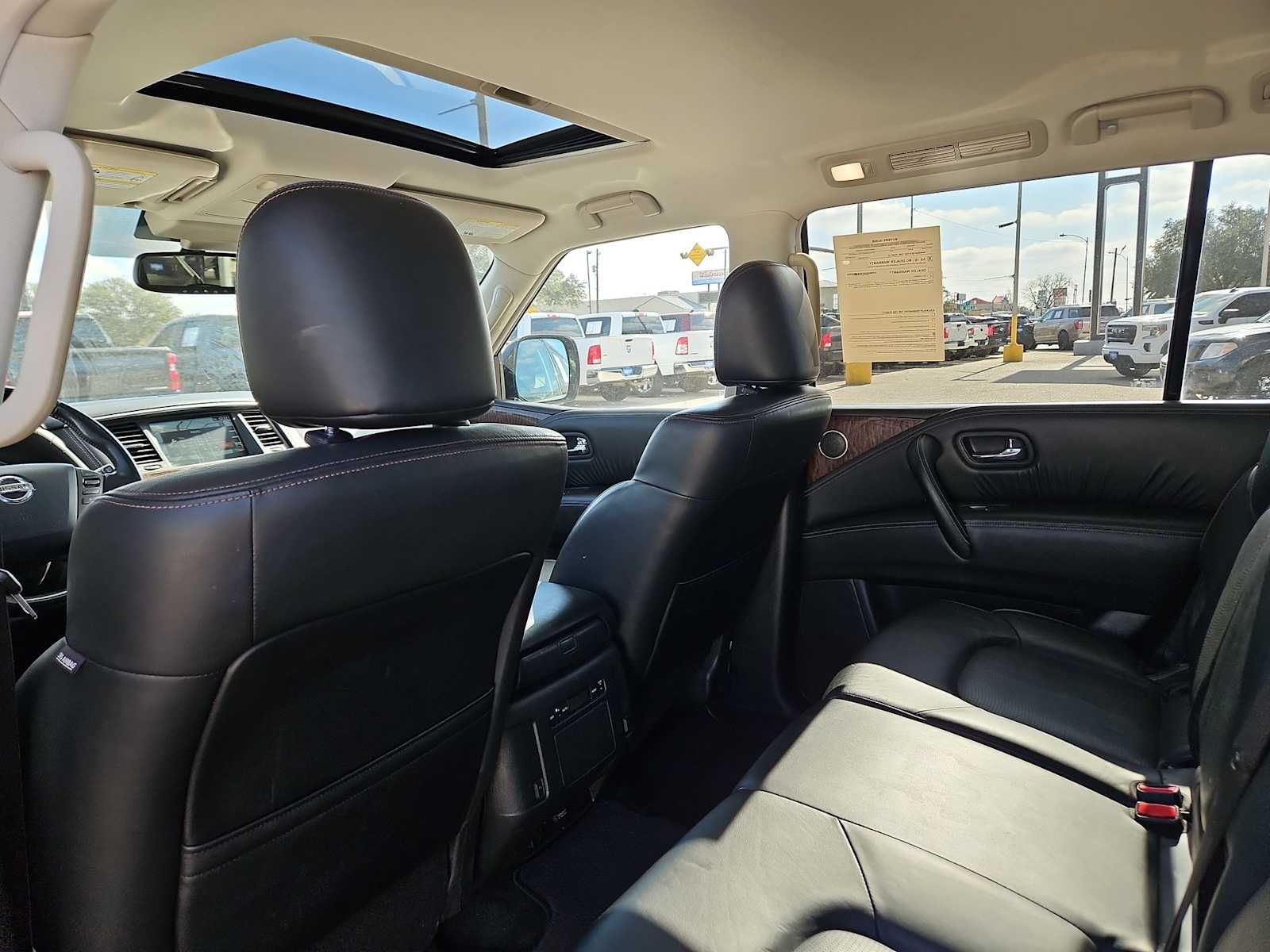 Thumbnail: 2020 Nissan Armada - 10