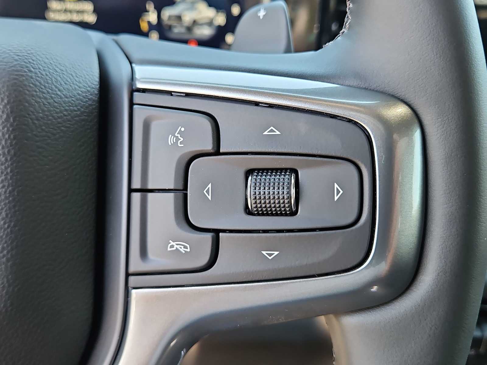 Thumbnail: 2026 Chevrolet Silverado 1500 - 11