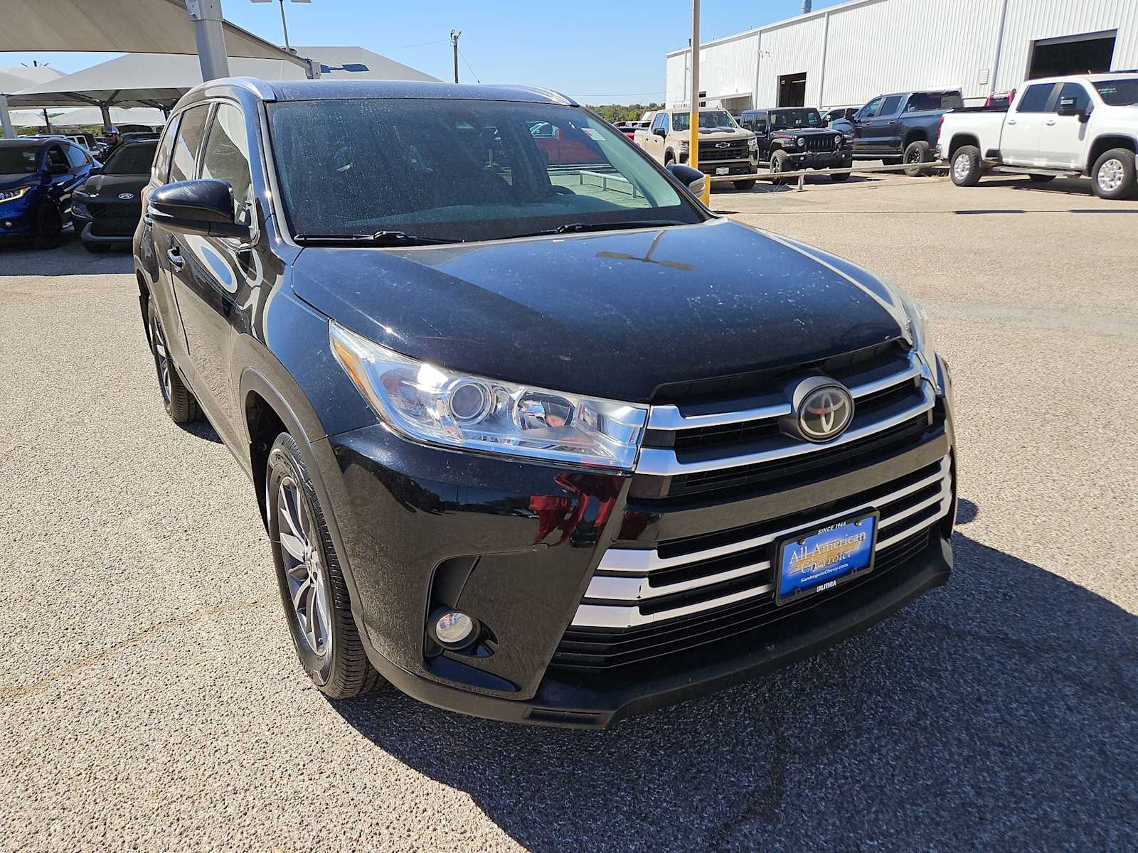 Thumbnail: 2019 Toyota Highlander - 2