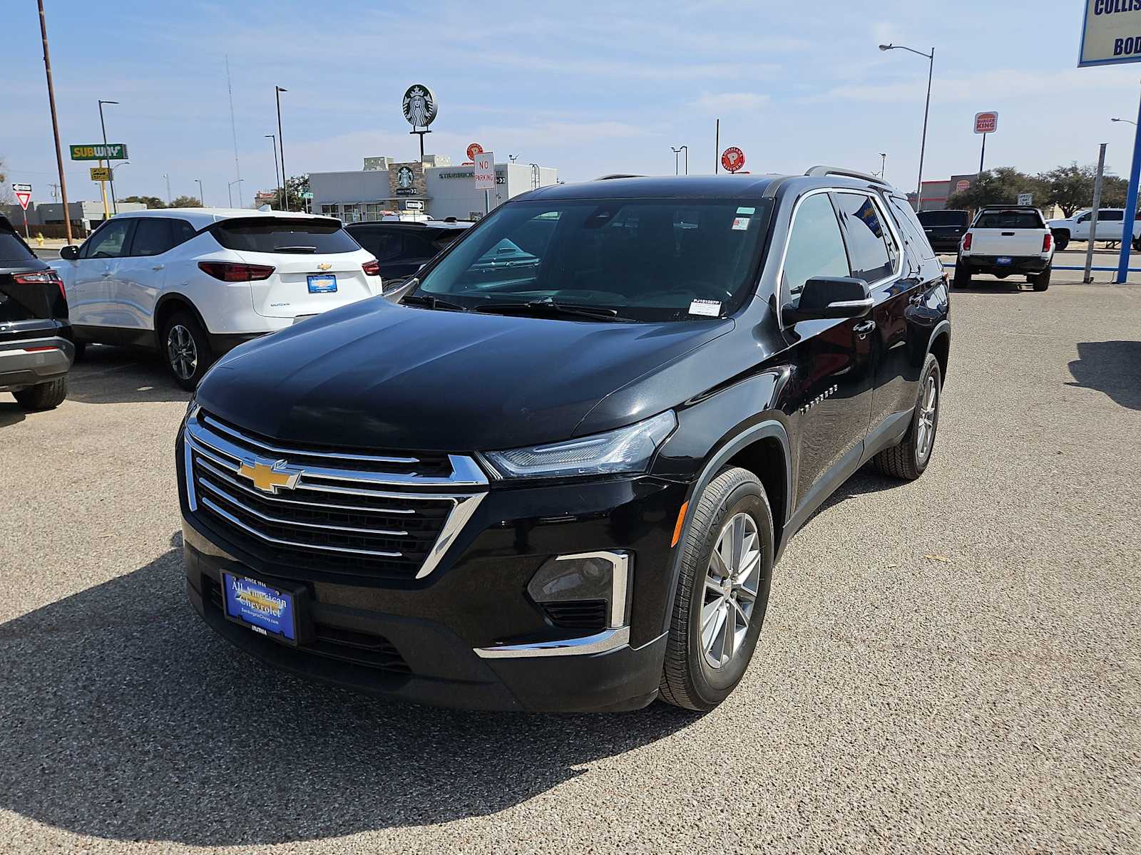 Thumbnail: 2023 Chevrolet Traverse - 4