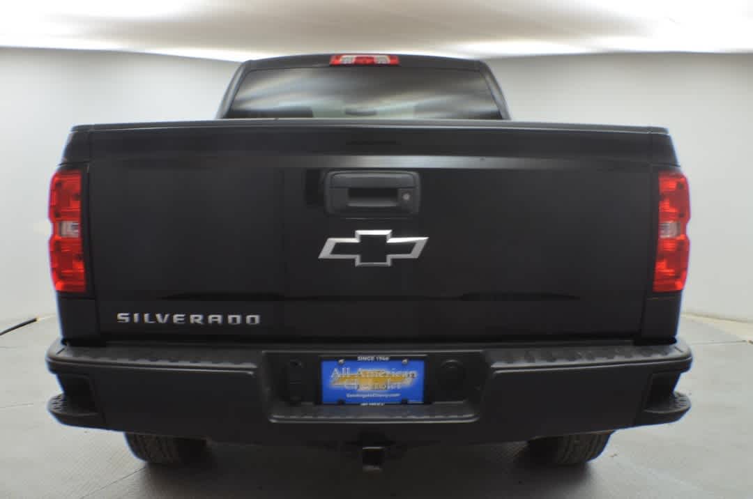 Thumbnail: 2018 Chevrolet Silverado 1500 - 9