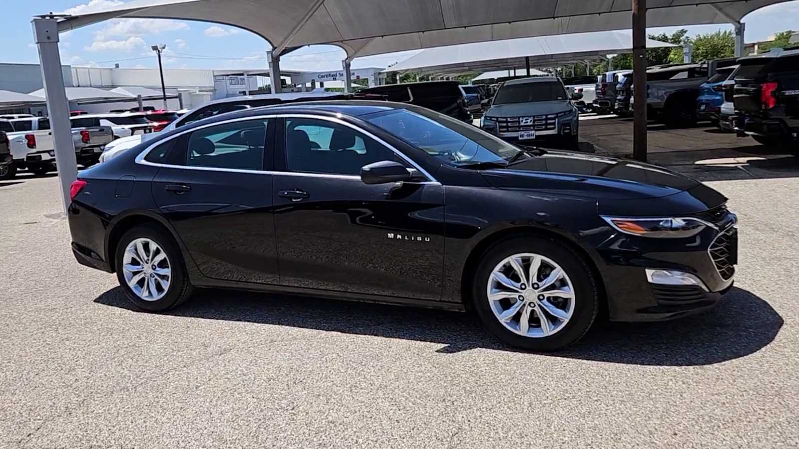 Thumbnail: 2024 Chevrolet Malibu - 9