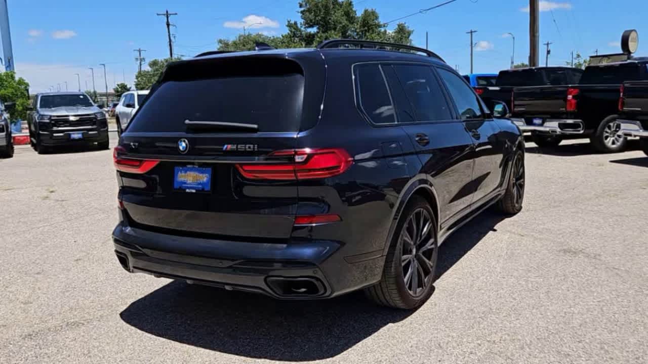 Thumbnail: 2022 BMW X7 - 7