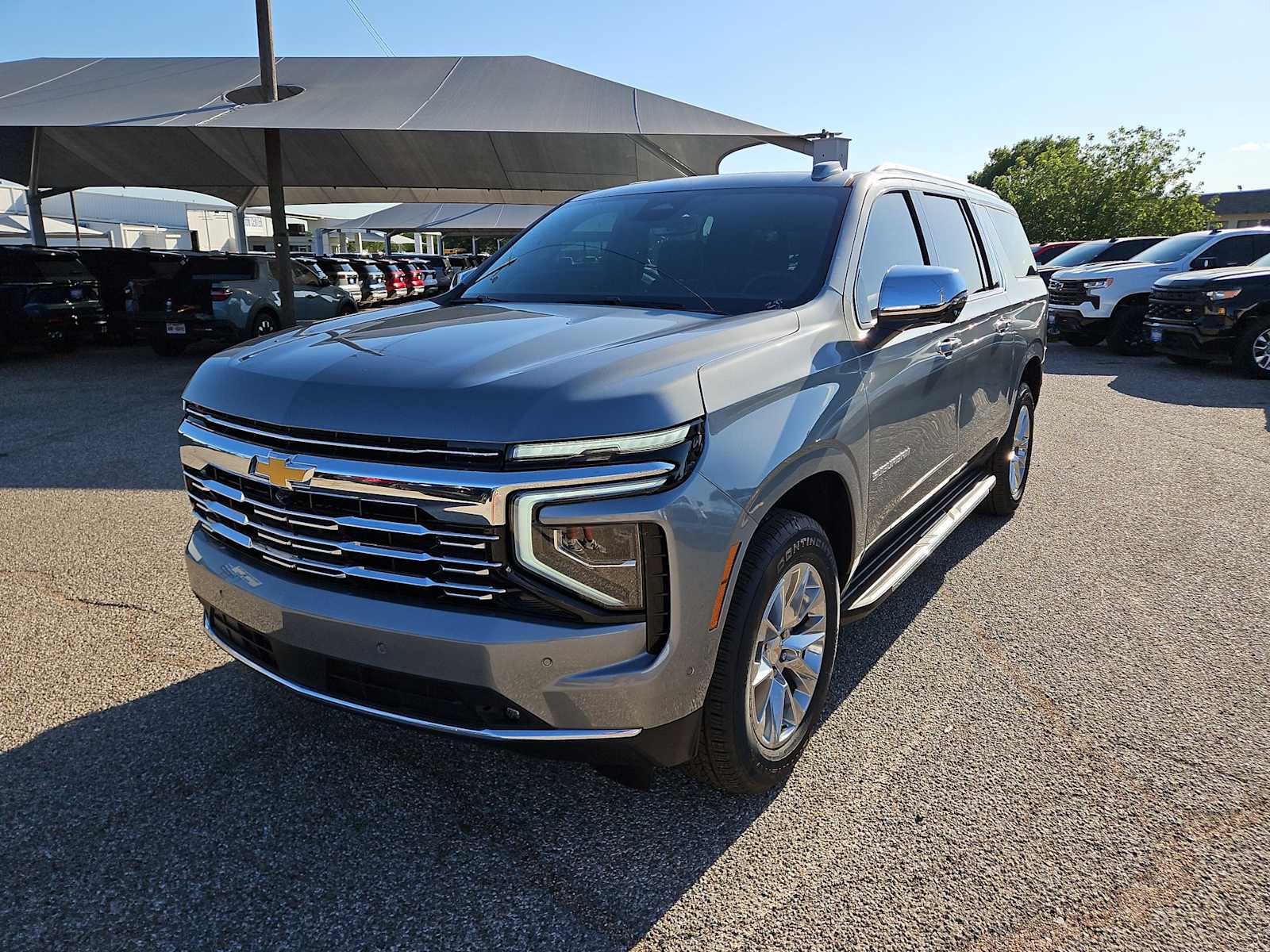 Thumbnail: 2026 Chevrolet Suburban - 4