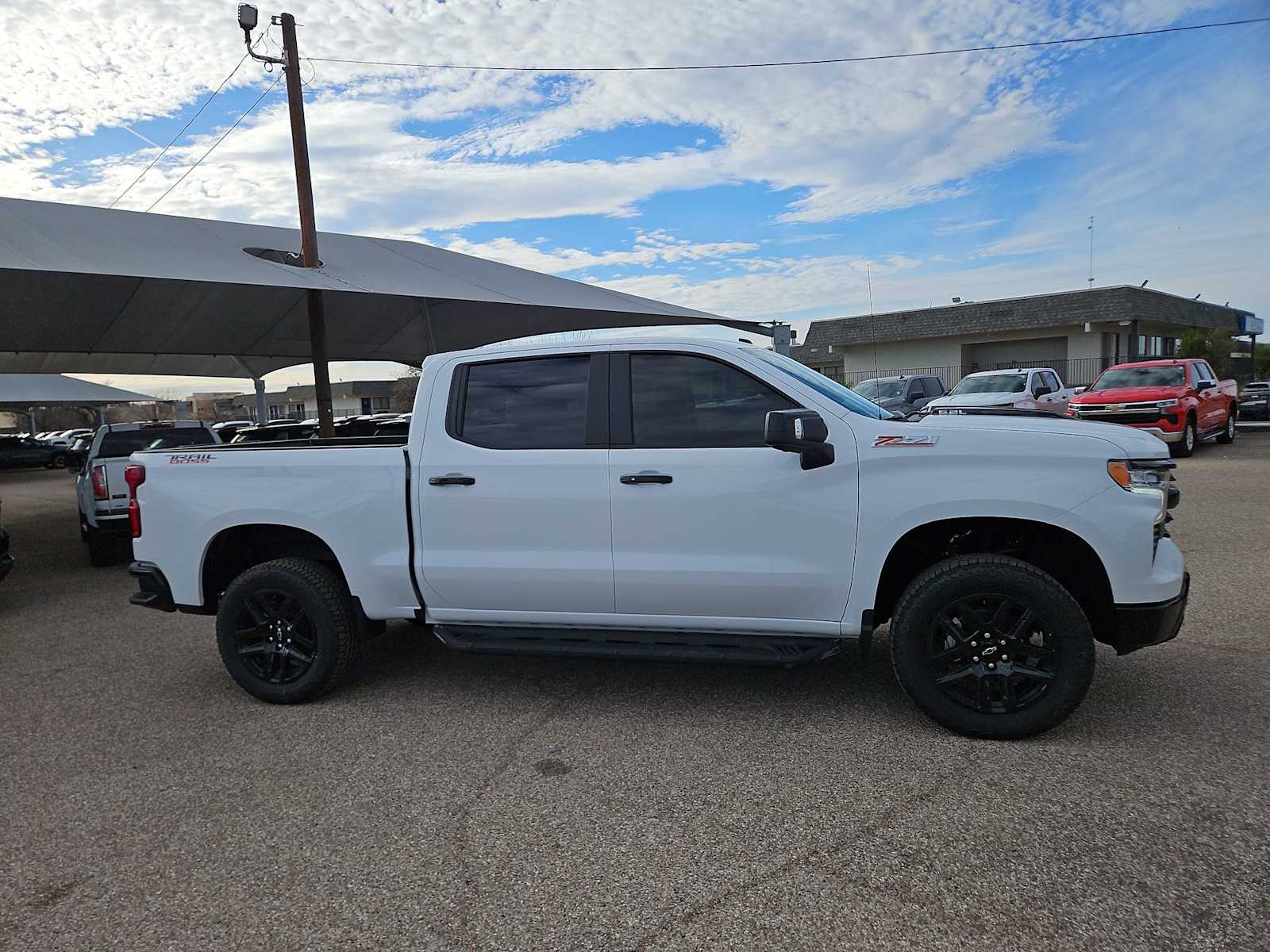 Thumbnail: 2026 Chevrolet Silverado 1500 - 9