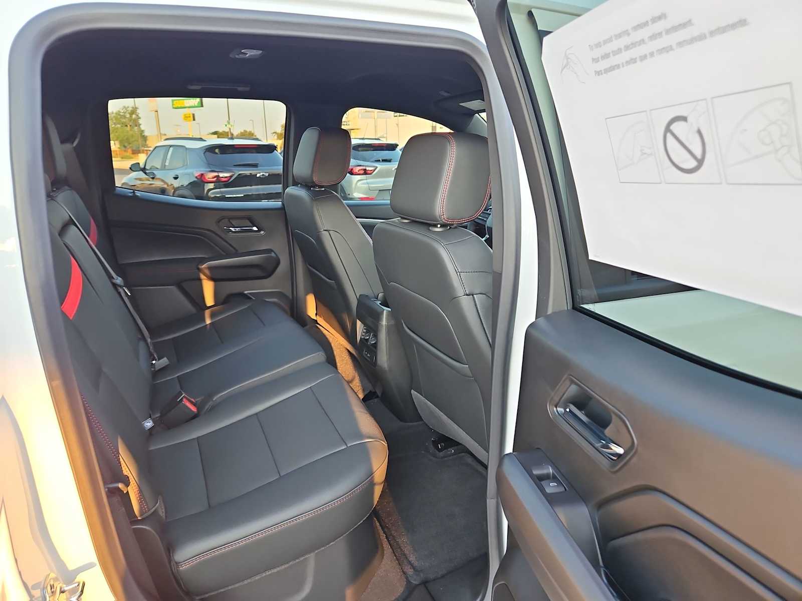 Thumbnail: 2026 Chevrolet Colorado - 20