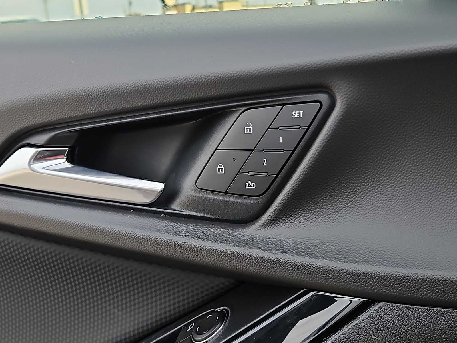 Thumbnail: 2026 Chevrolet Equinox - 22