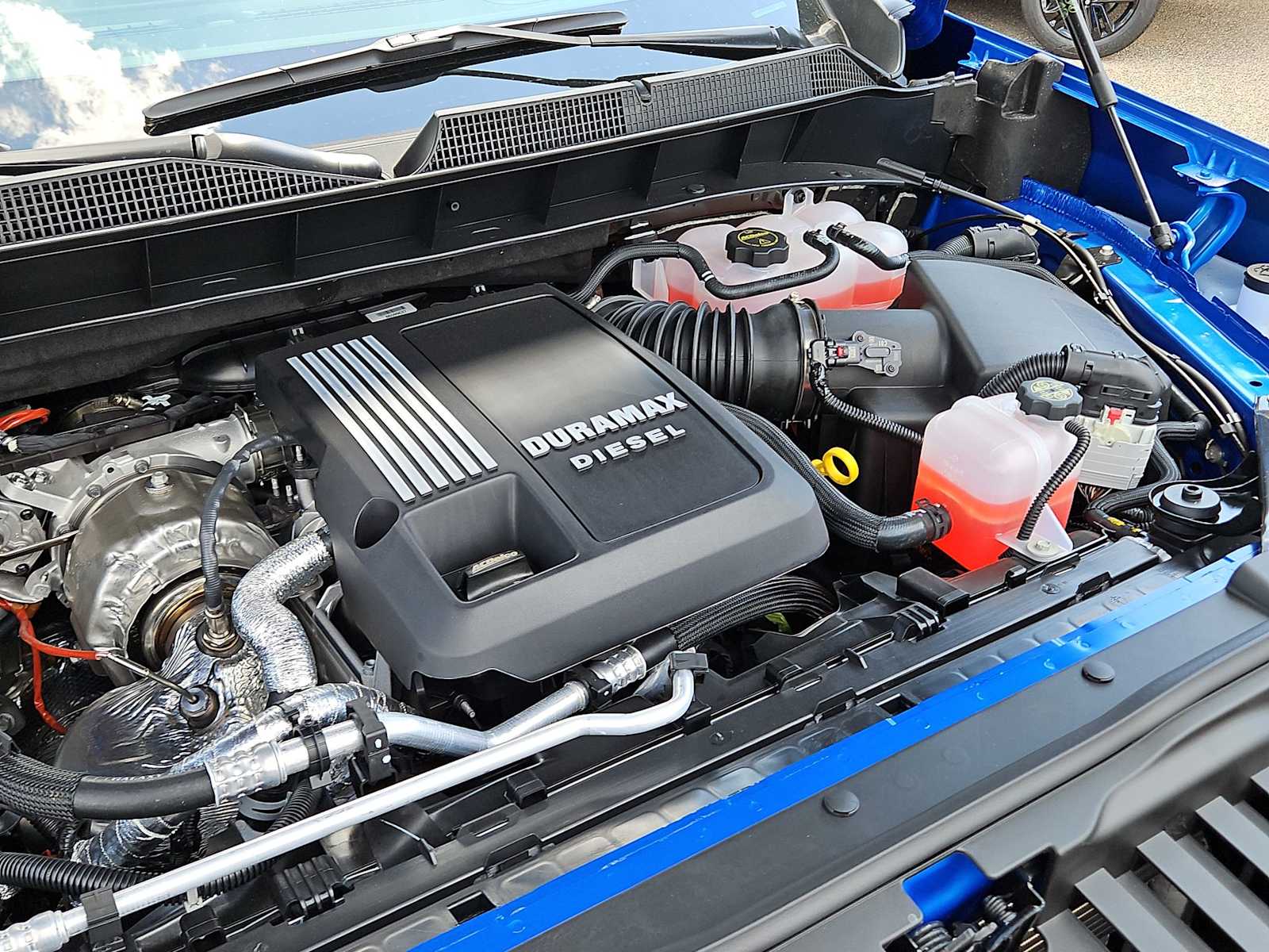 Thumbnail: 2026 Chevrolet Silverado 1500 - 9