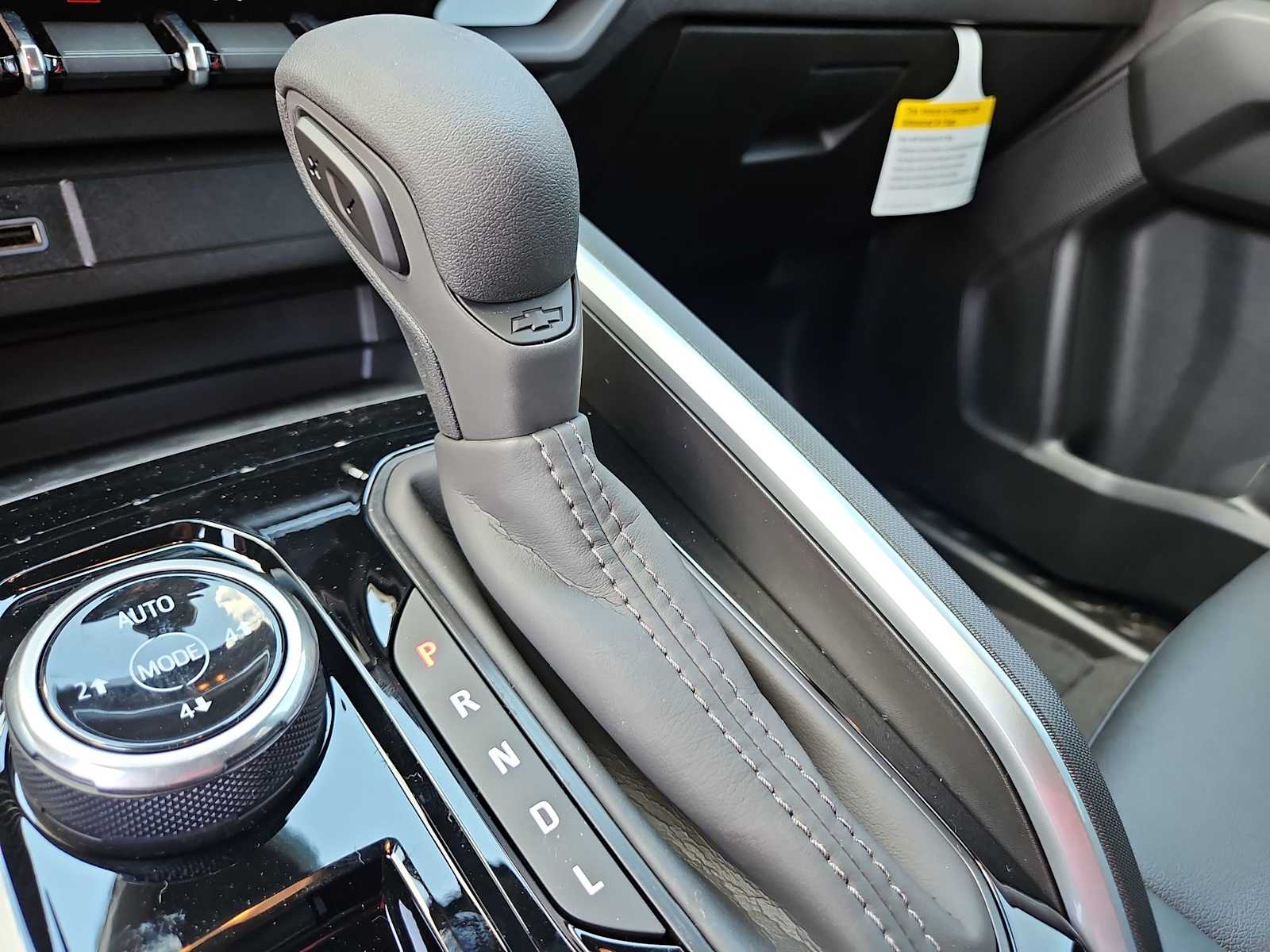 Thumbnail: 2026 Chevrolet Colorado - 25