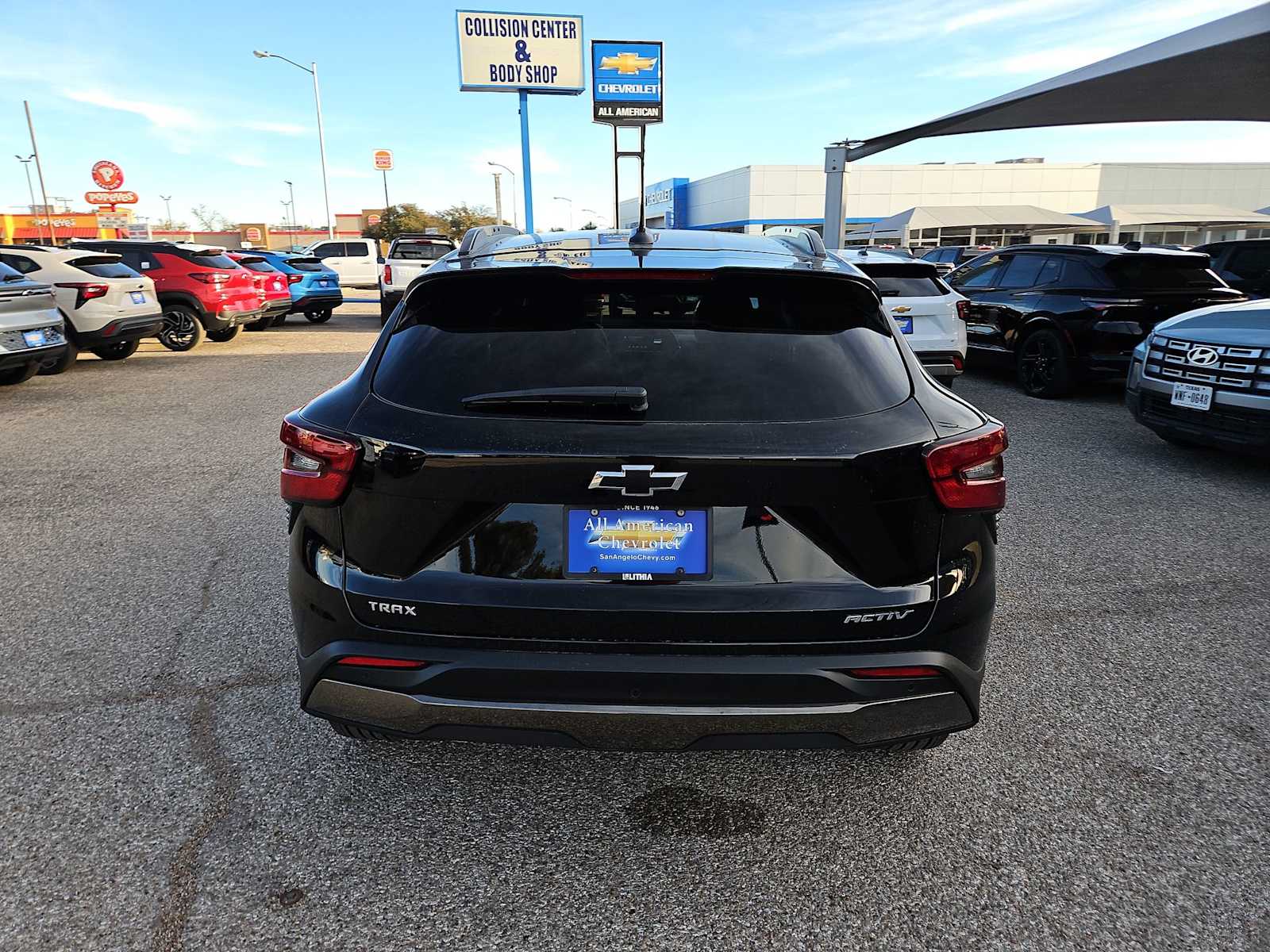 Thumbnail: 2026 Chevrolet Trax - 7