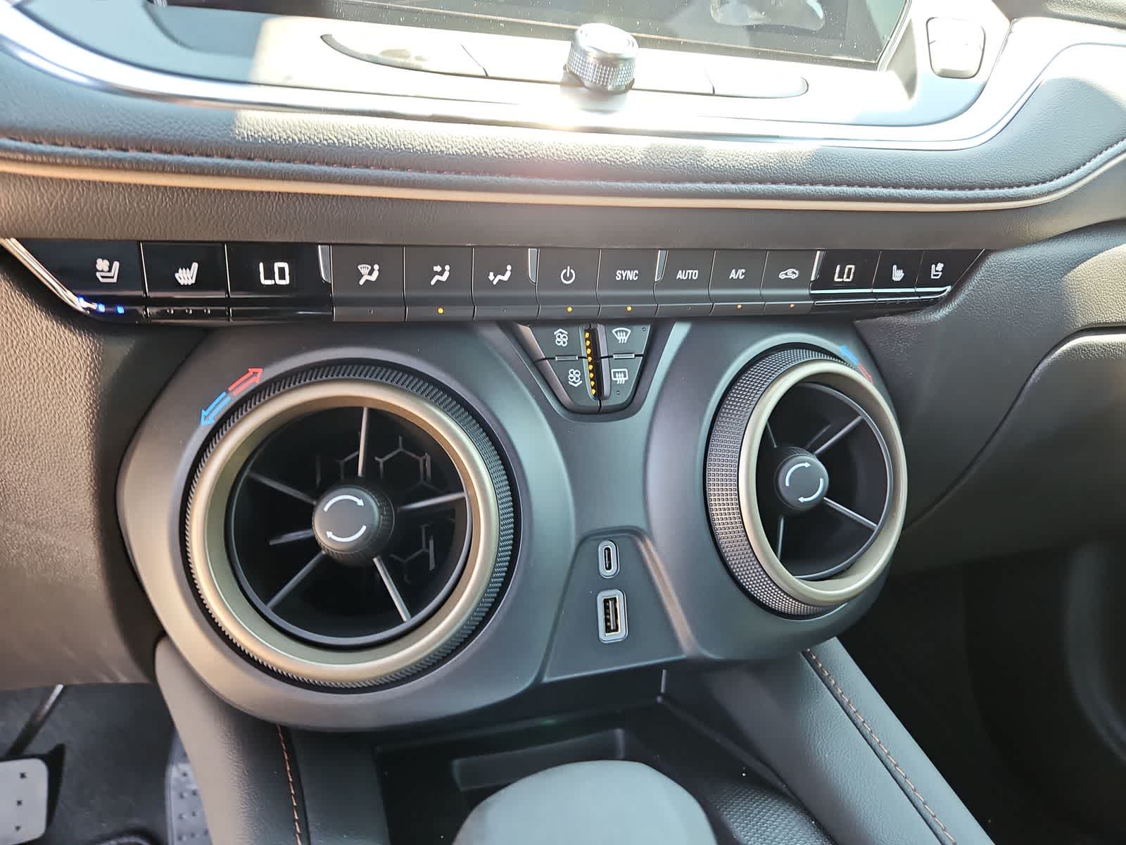 Thumbnail: 2024 Chevrolet Blazer - 29