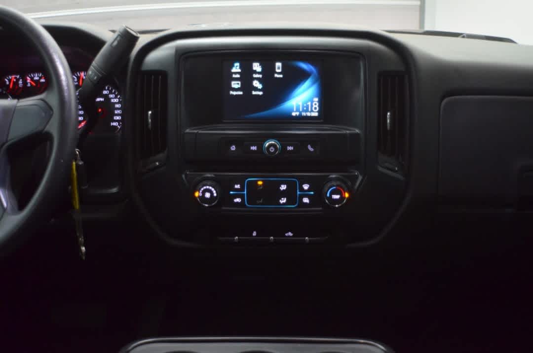 Thumbnail: 2018 Chevrolet Silverado 1500 - 14